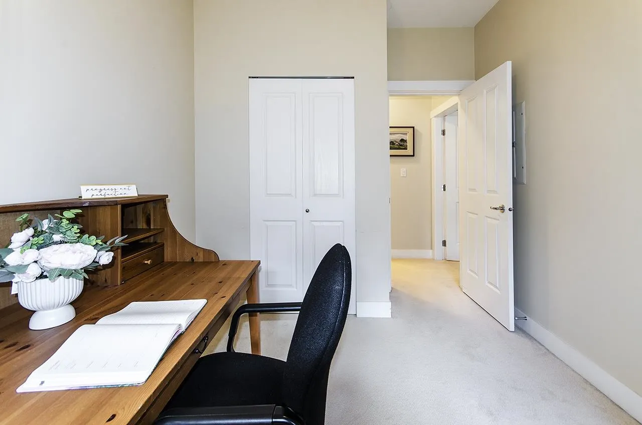 106 1111 E 27th Street