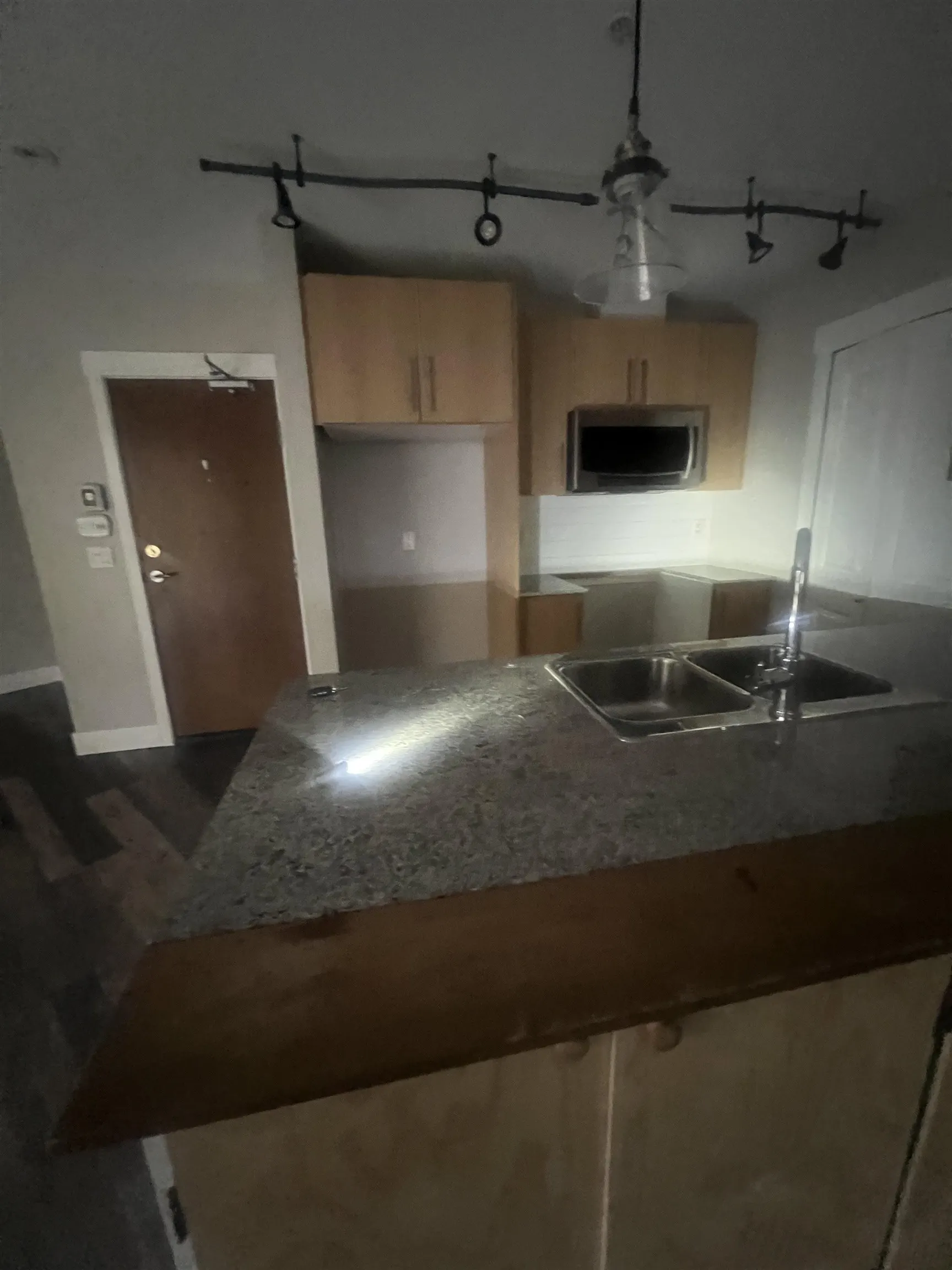 107 2943 Nelson Place