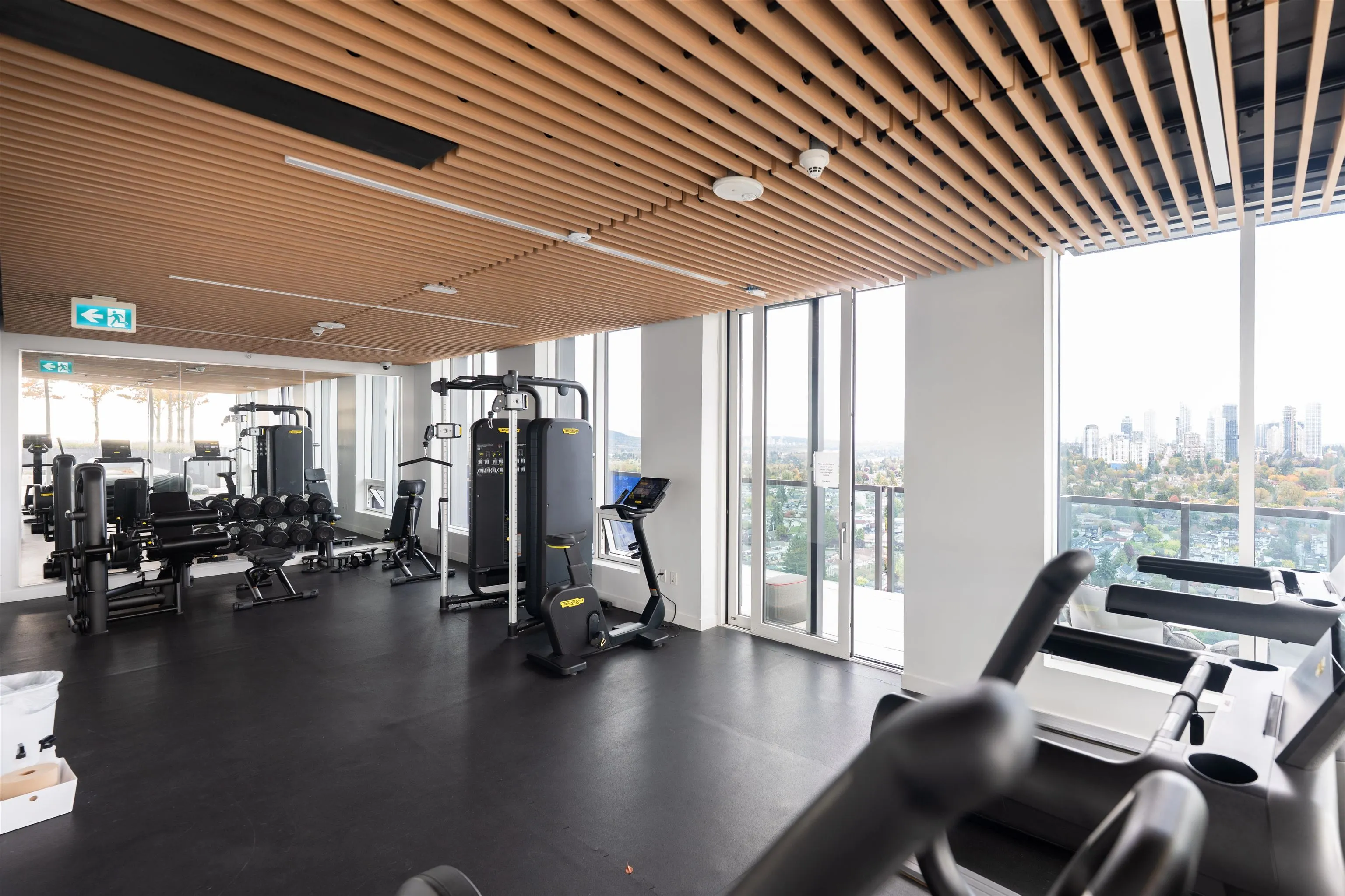 1604 5058 Joyce Street