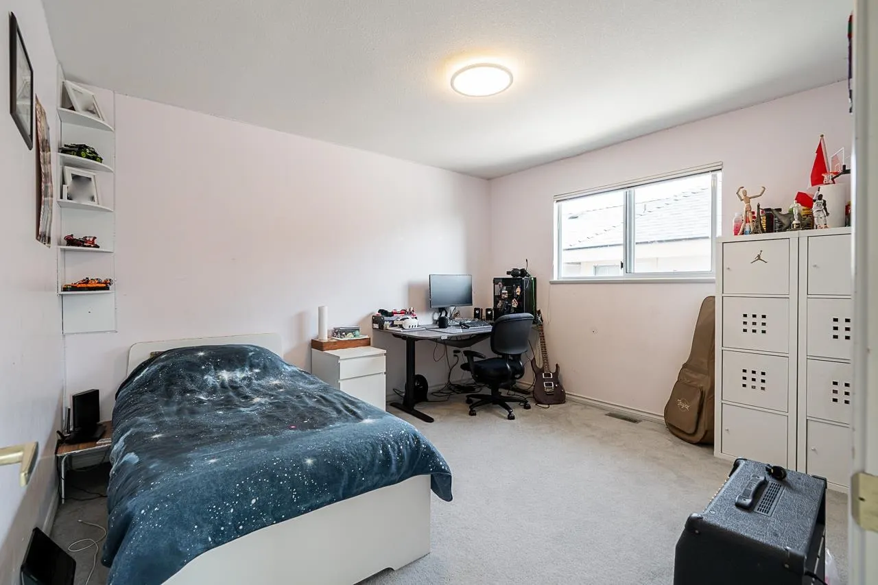 2980 Cliffrose Crescent