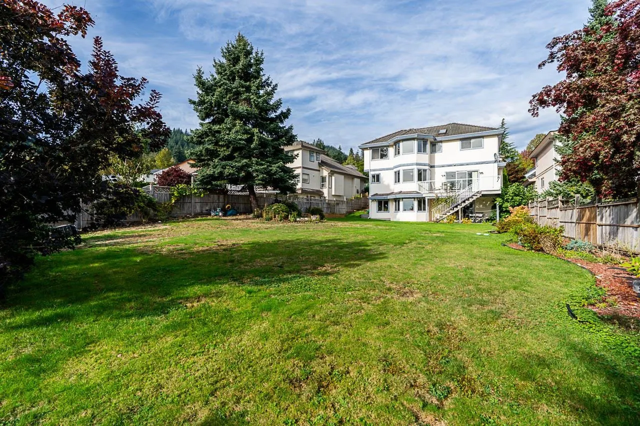 2980 Cliffrose Crescent