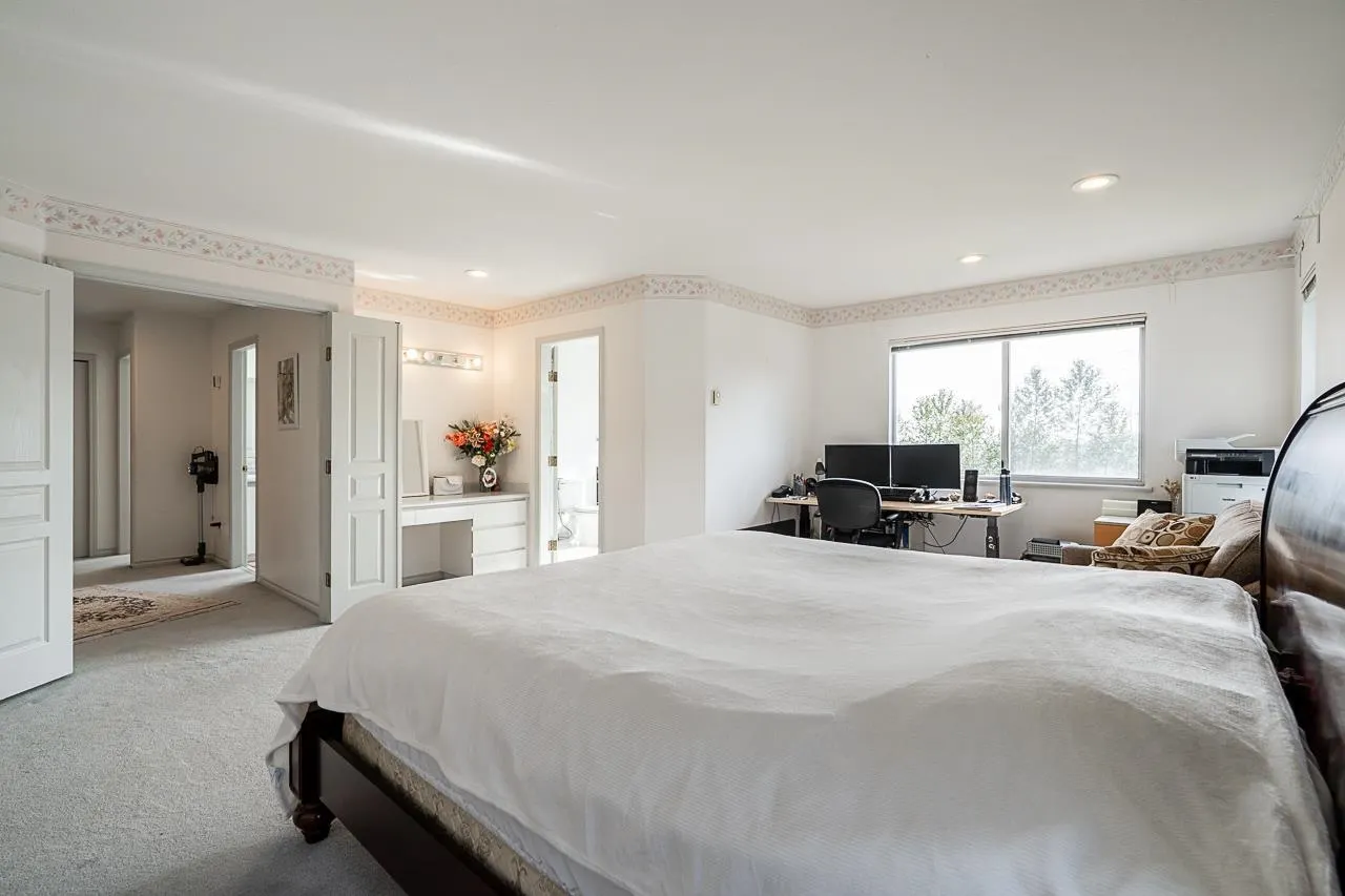 2980 Cliffrose Crescent