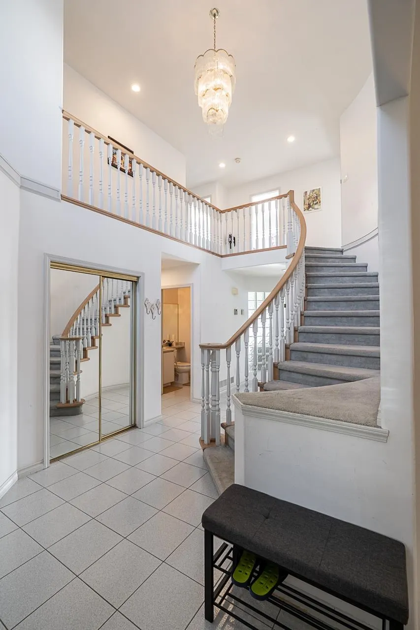 2980 Cliffrose Crescent