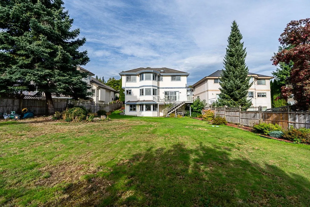 2980 Cliffrose Crescent