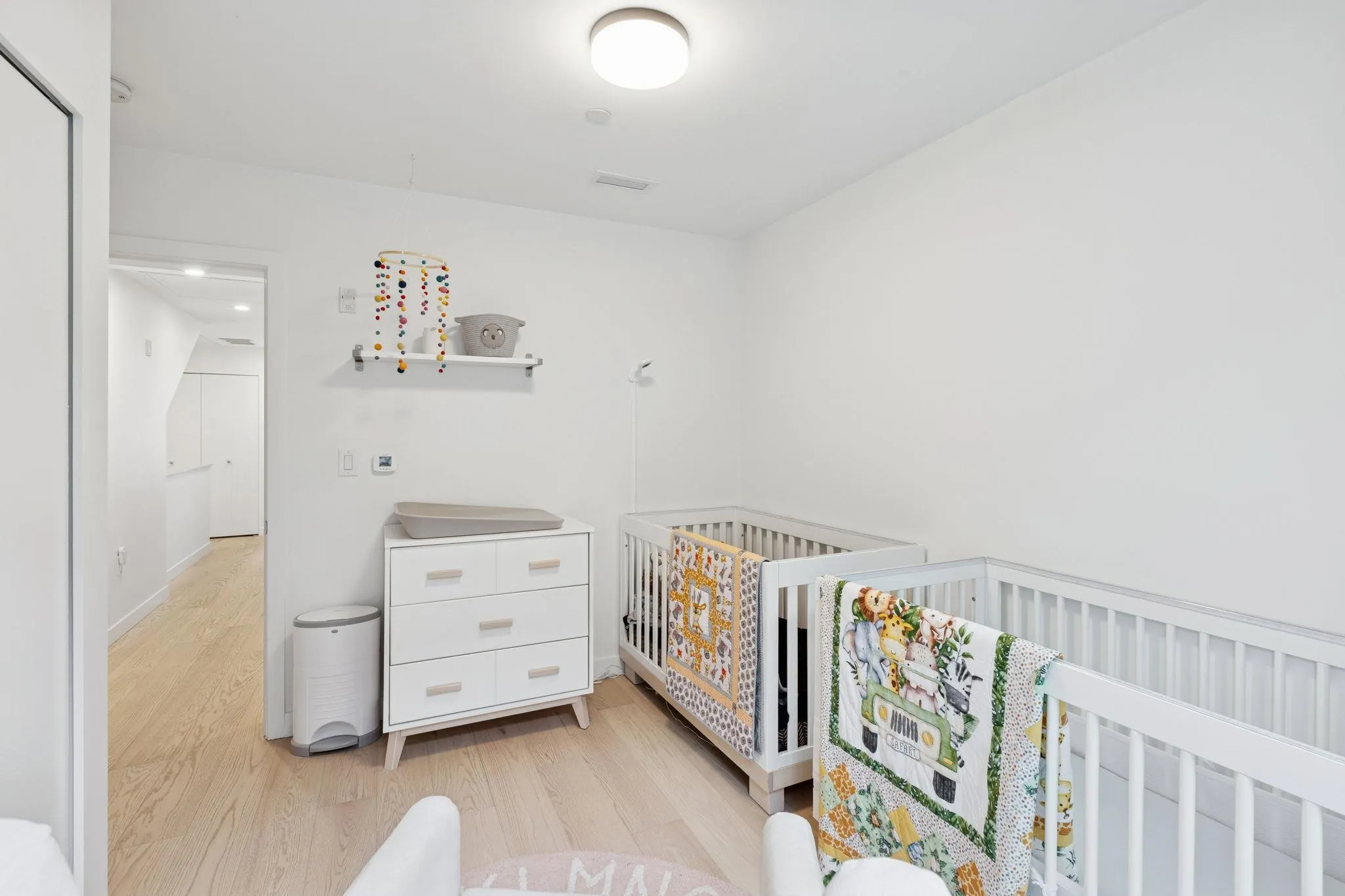 112 650 E 2nd Street