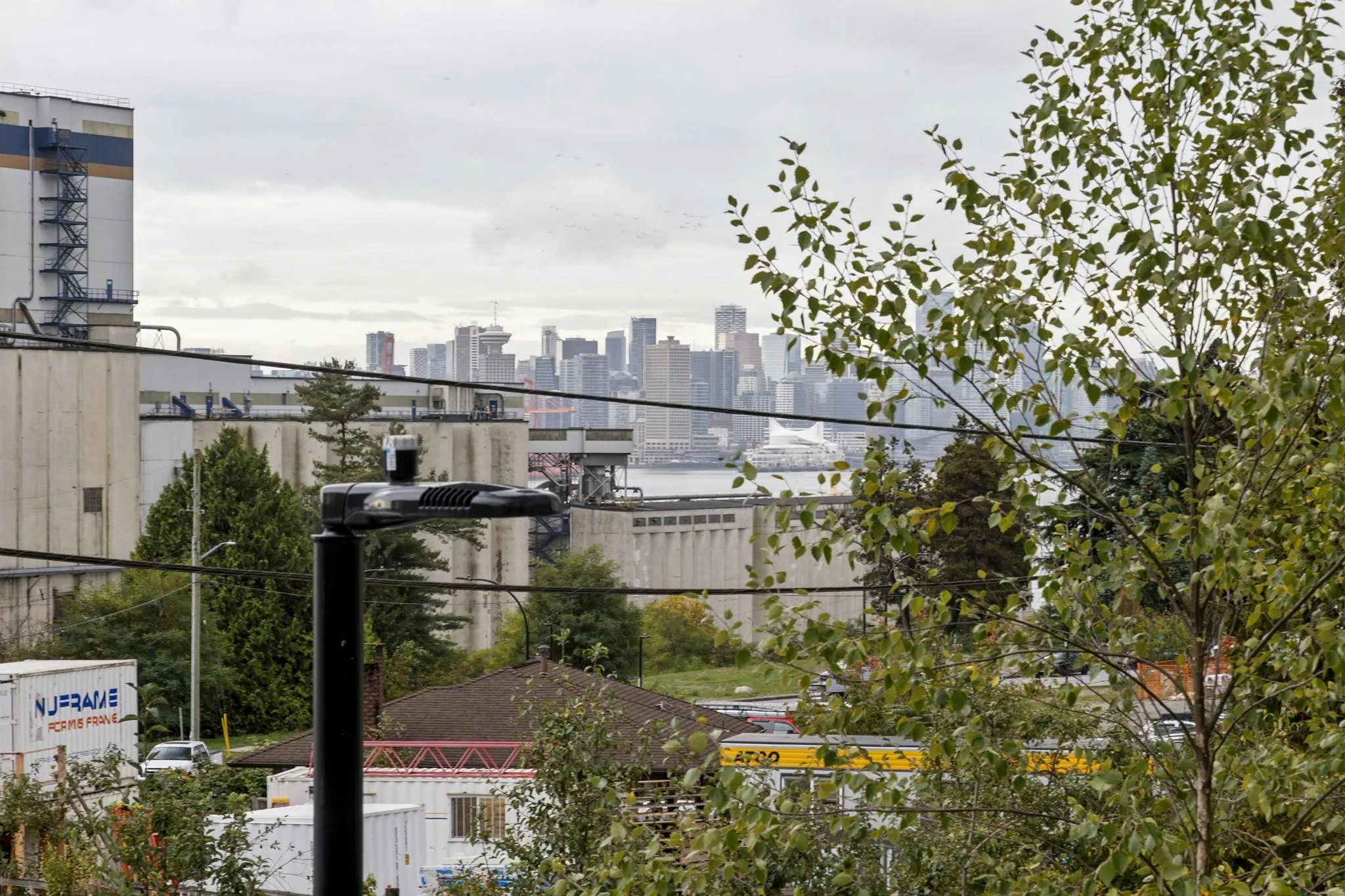 112 650 E 2nd Street