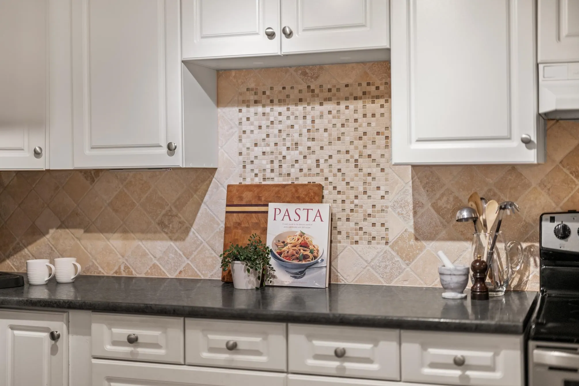 105 1354 Winter Street