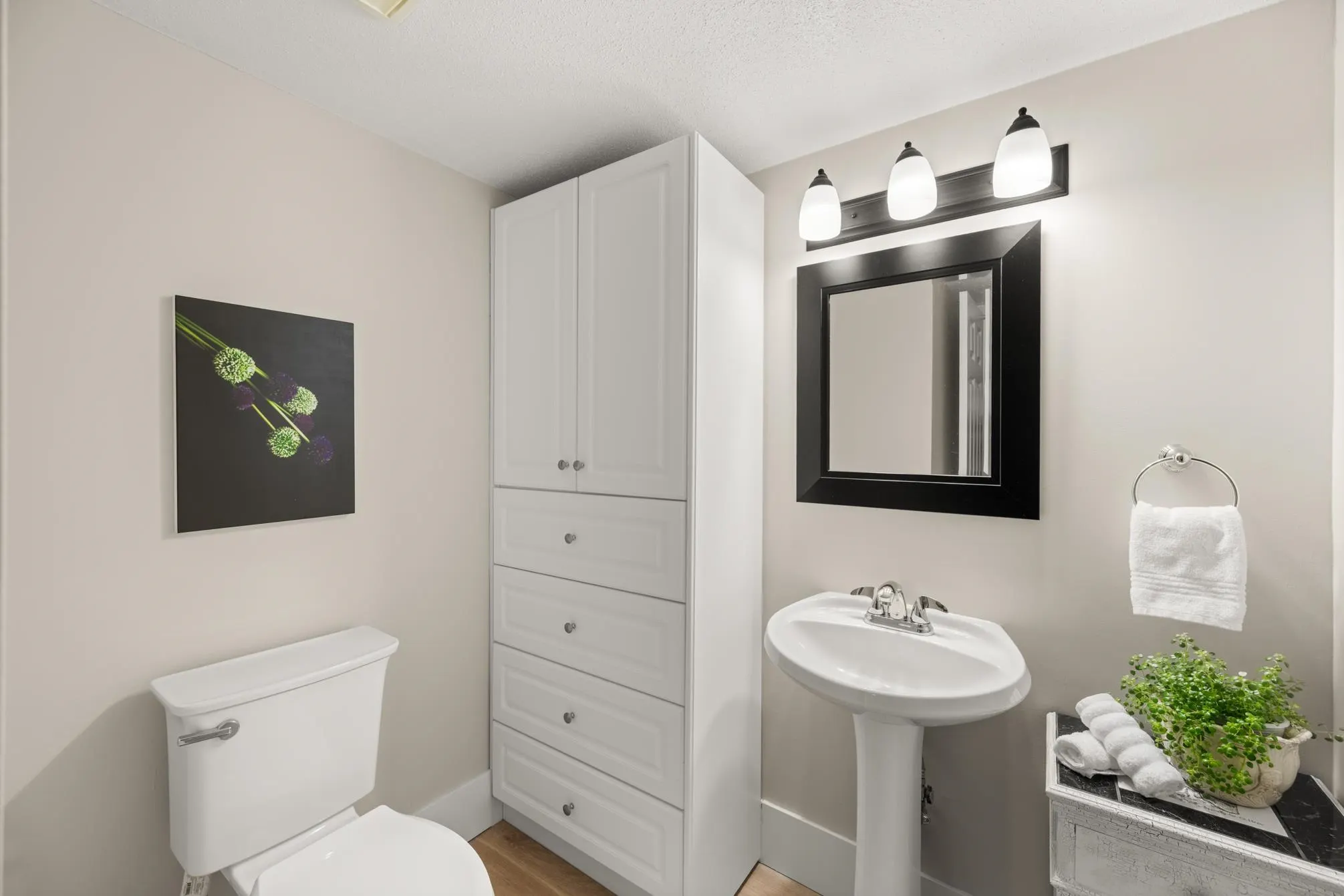 105 1354 Winter Street