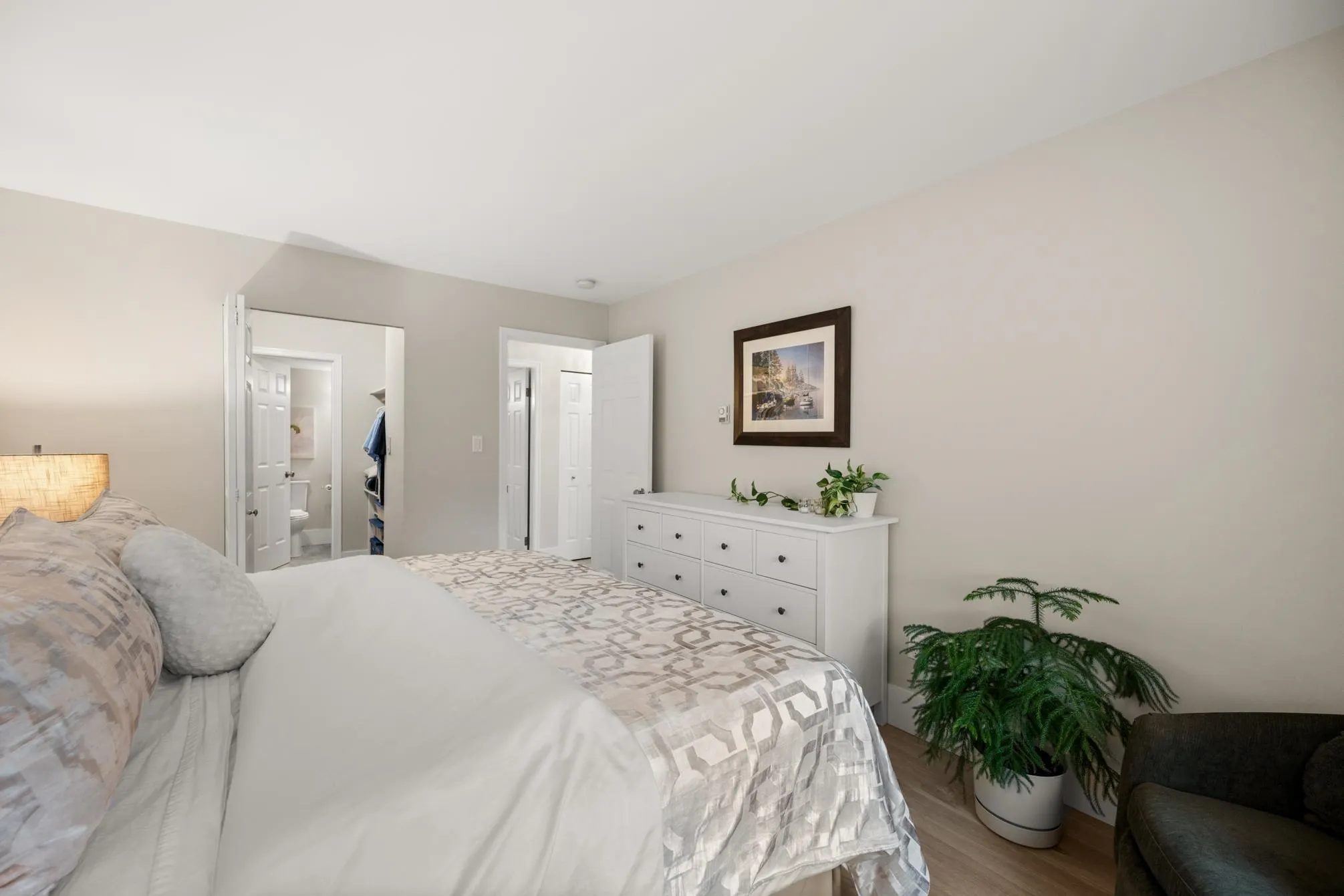 105 1354 Winter Street