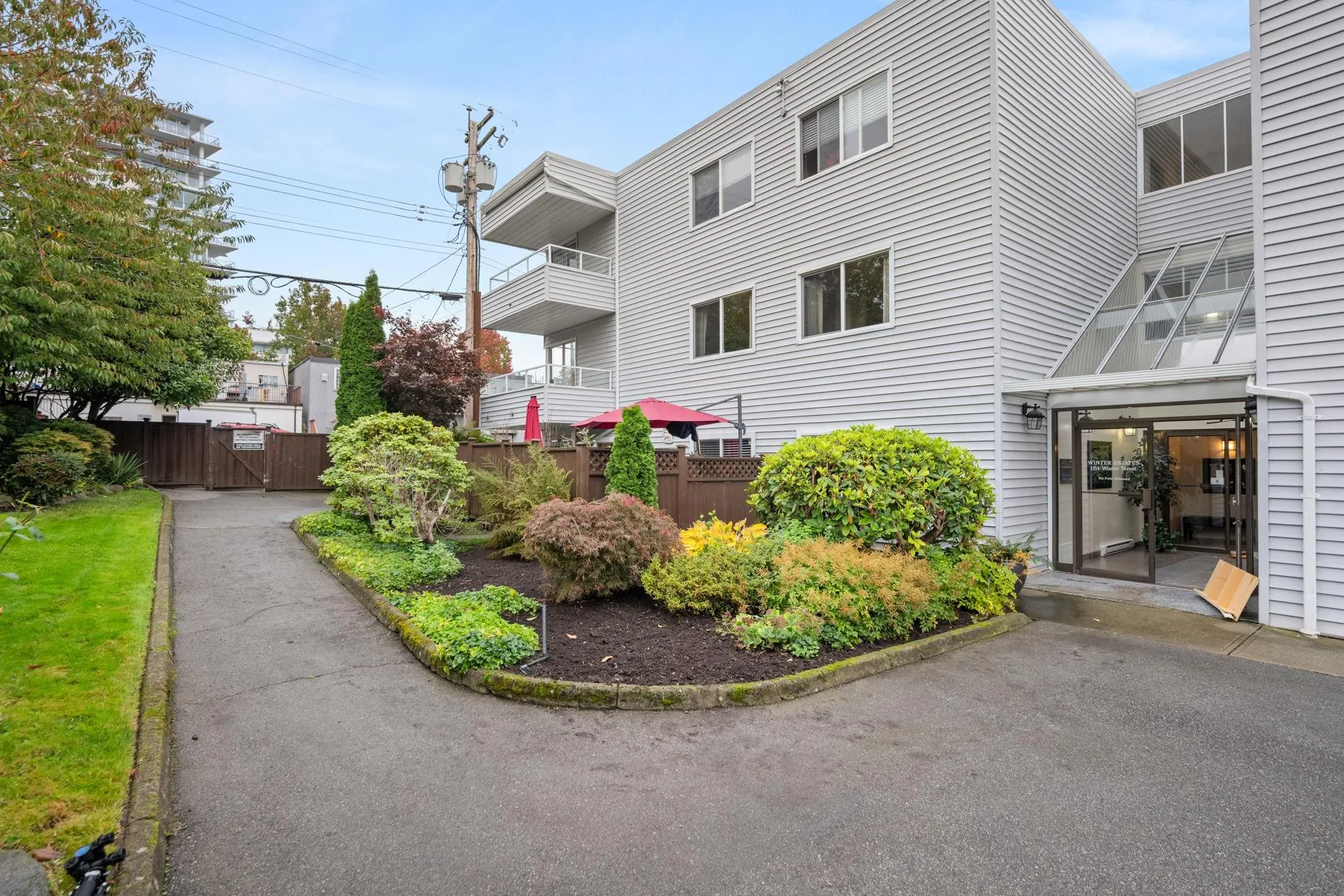 105 1354 Winter Street