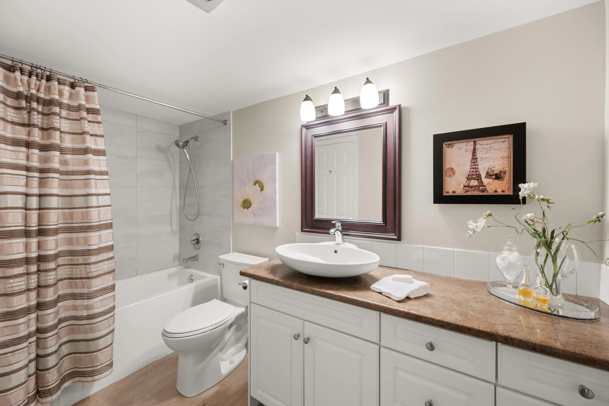 105 1354 Winter Street