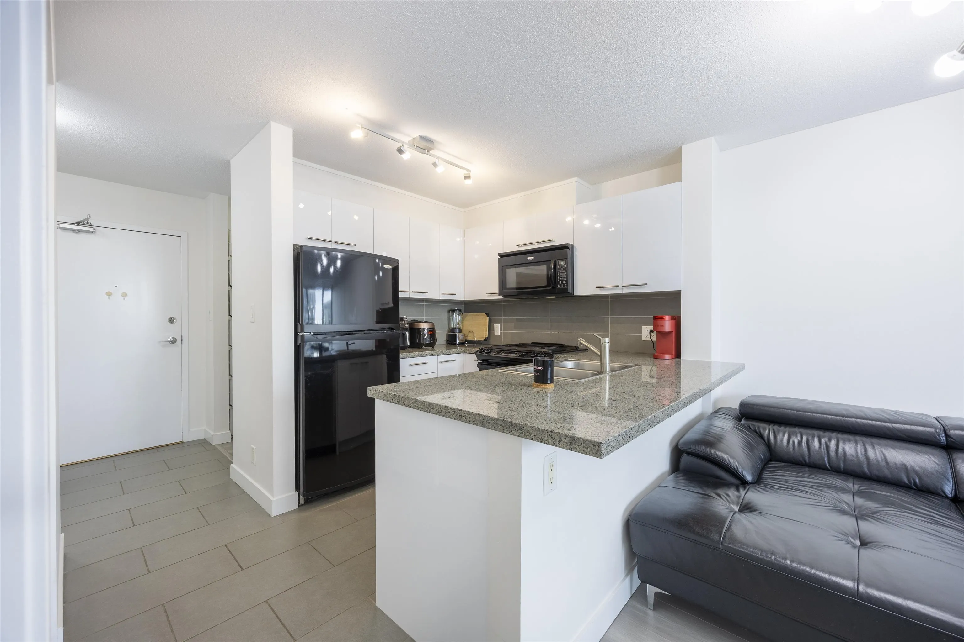 918 9171 Ferndale Road