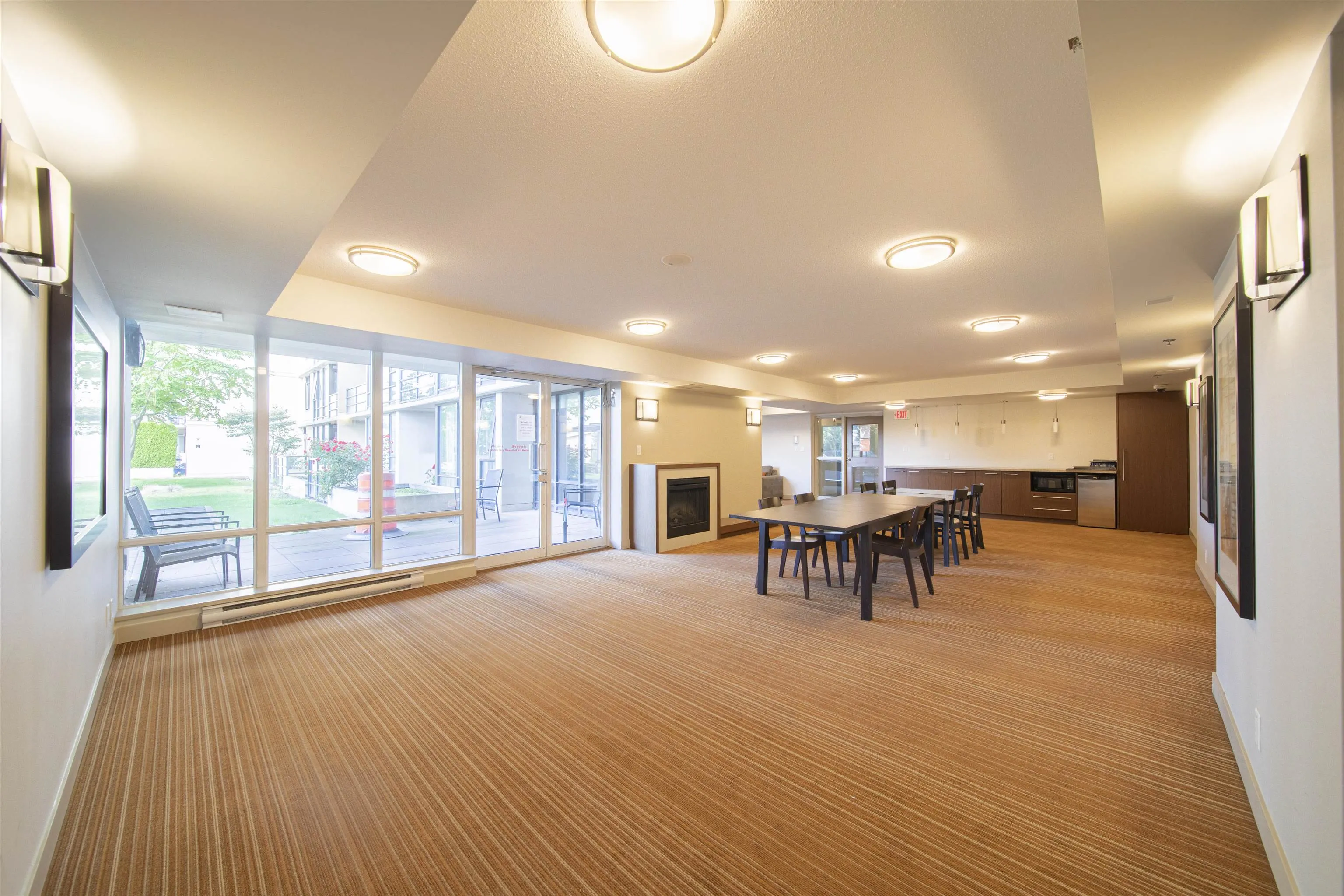 918 9171 Ferndale Road