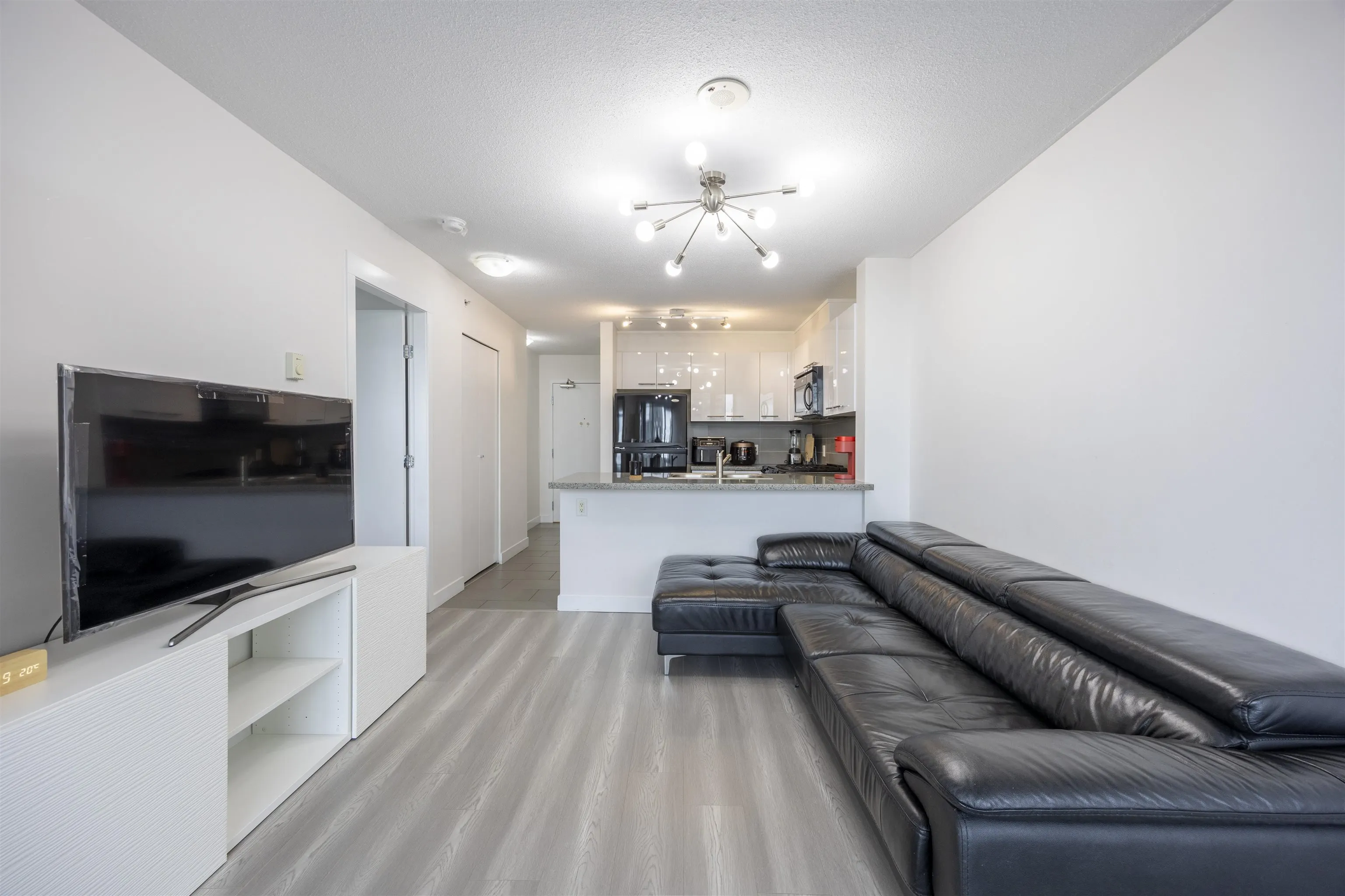 918 9171 Ferndale Road