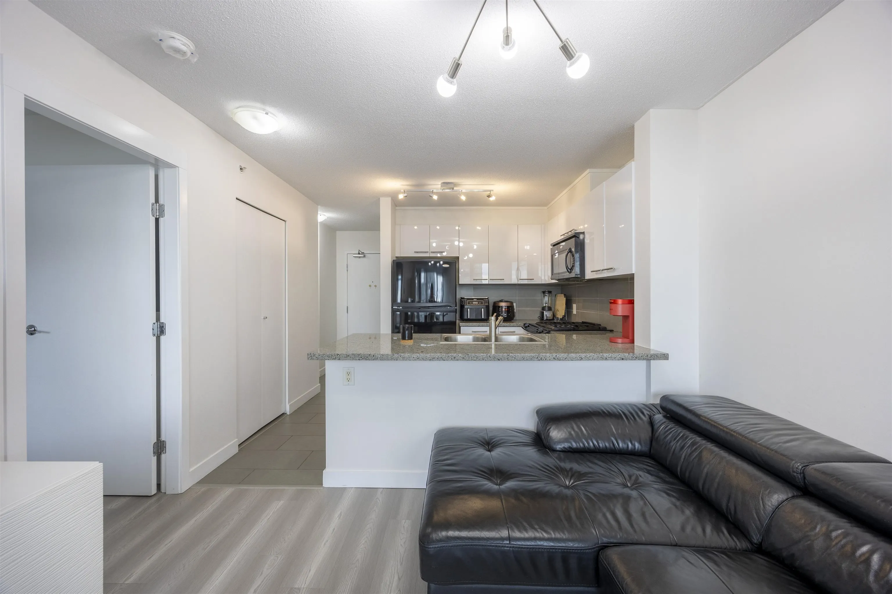 918 9171 Ferndale Road