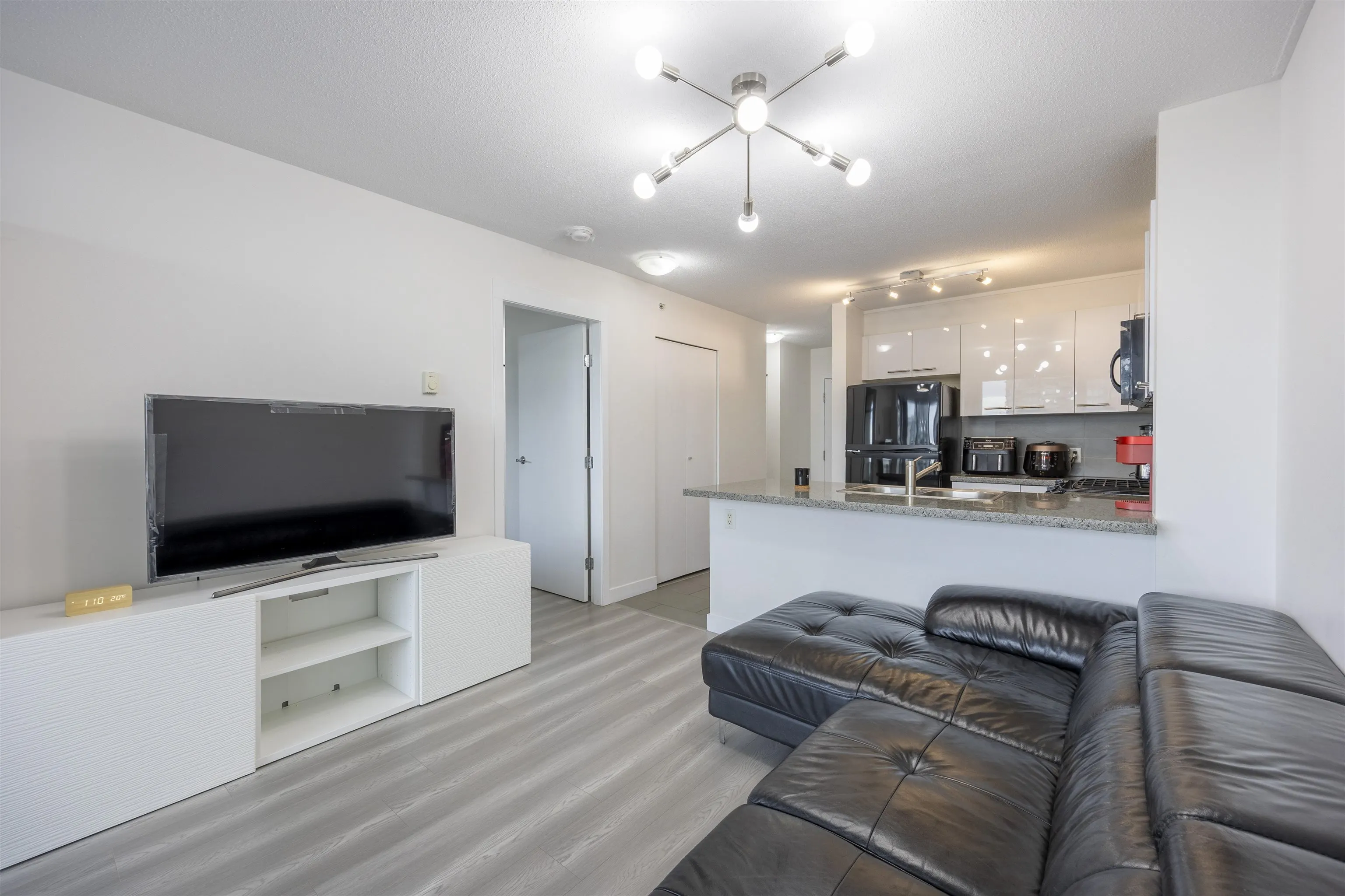 918 9171 Ferndale Road