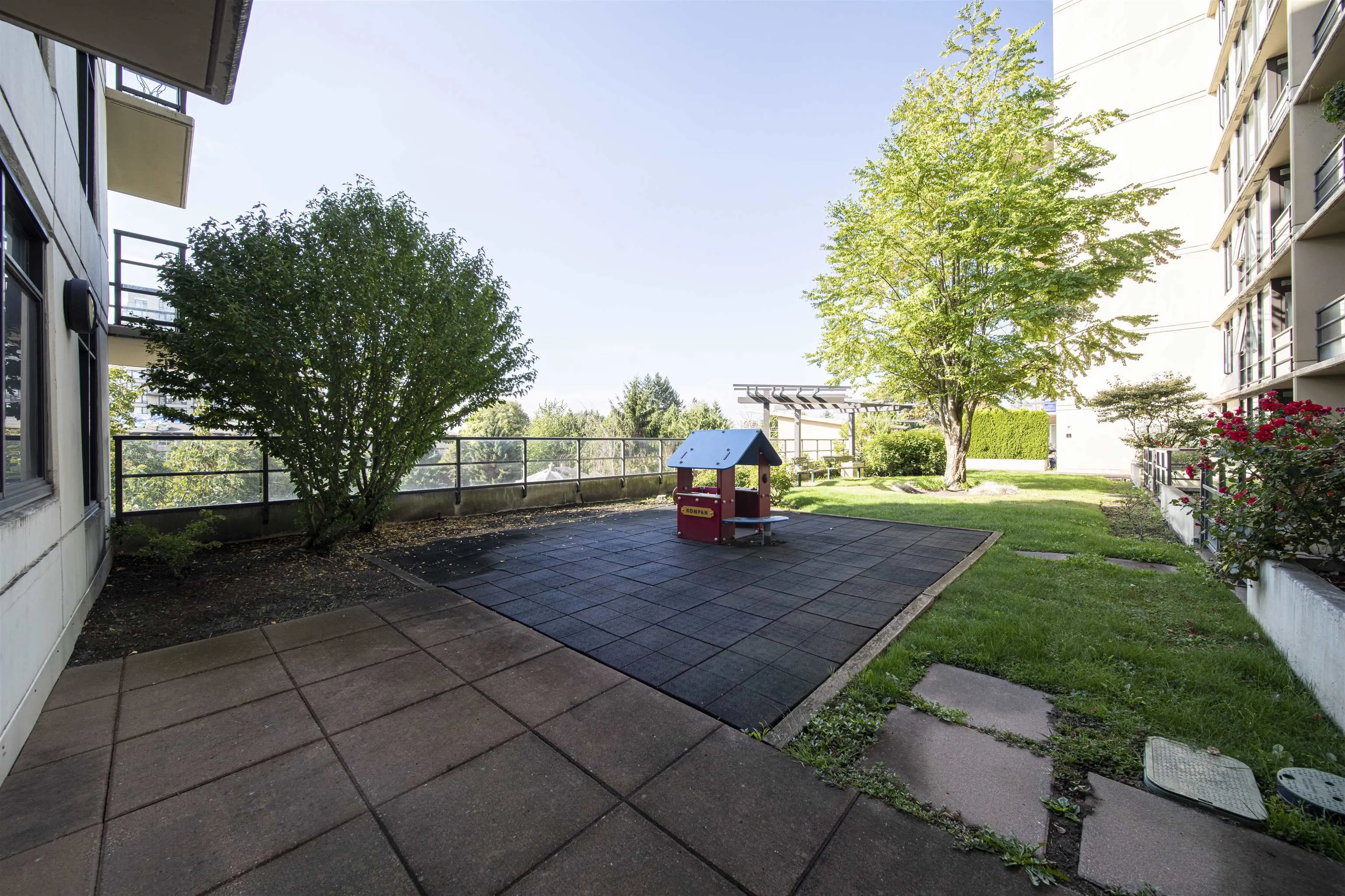 918 9171 Ferndale Road