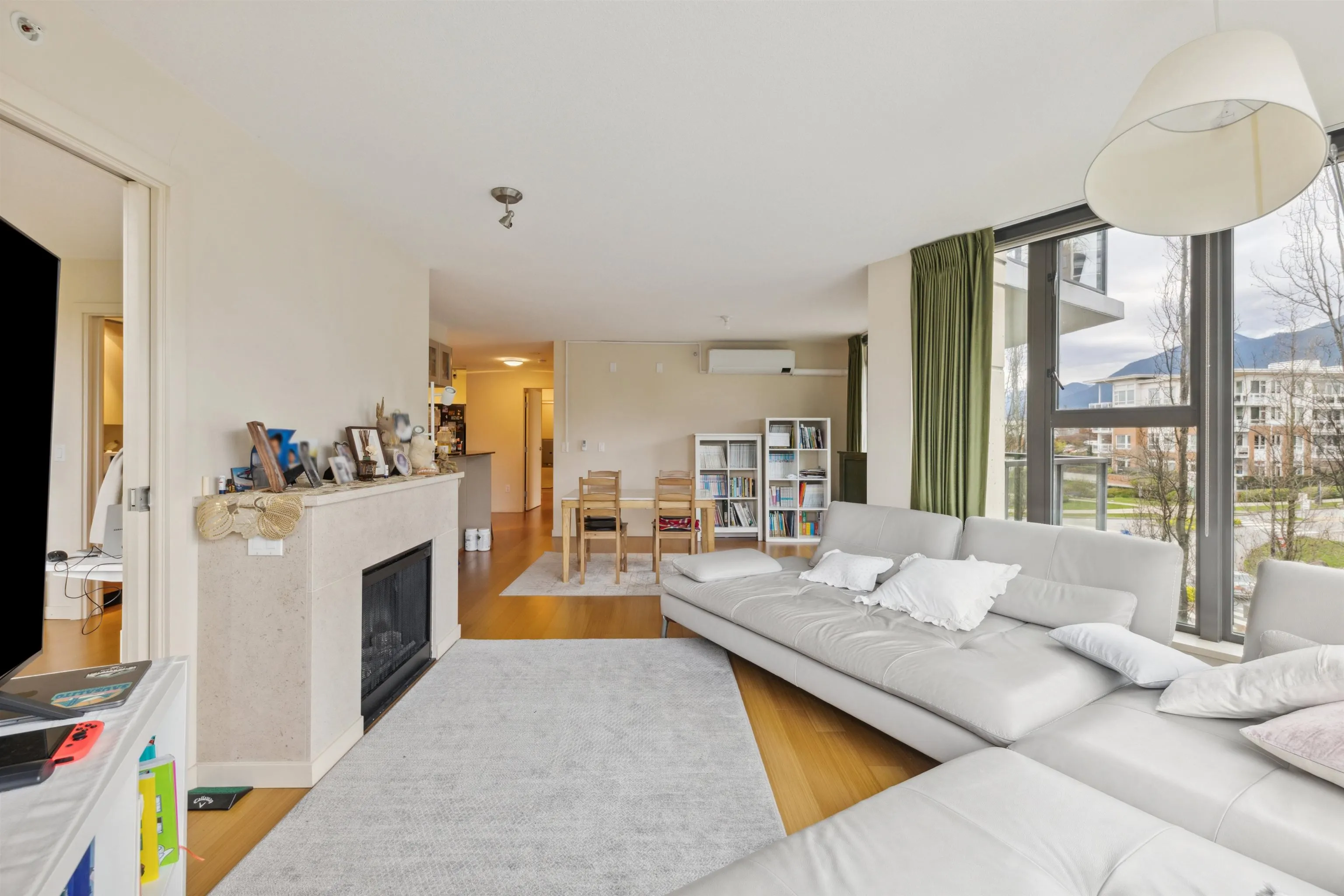 501 683 Victoria Park West