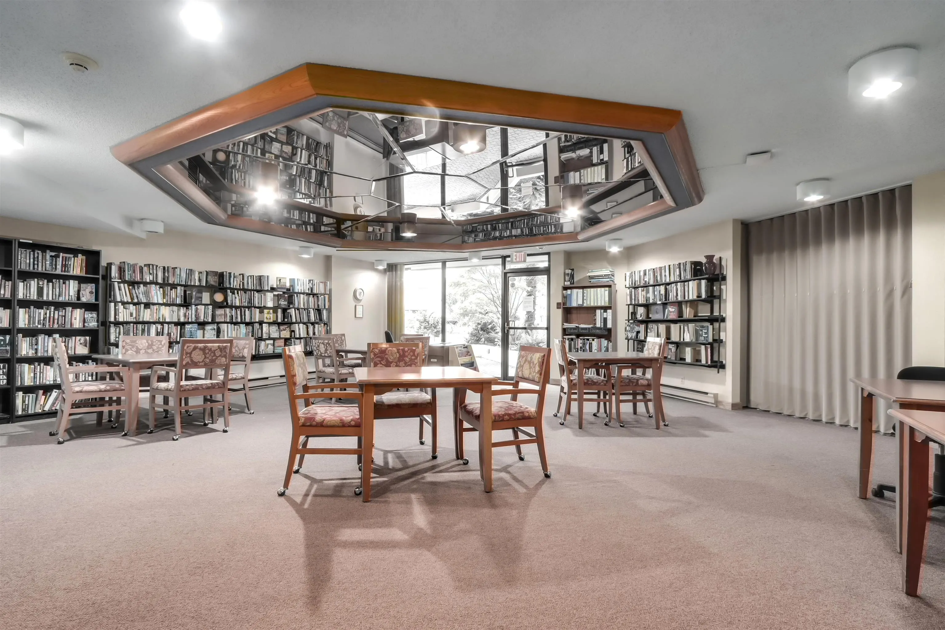 G01 1490 Pennyfarthing Drive