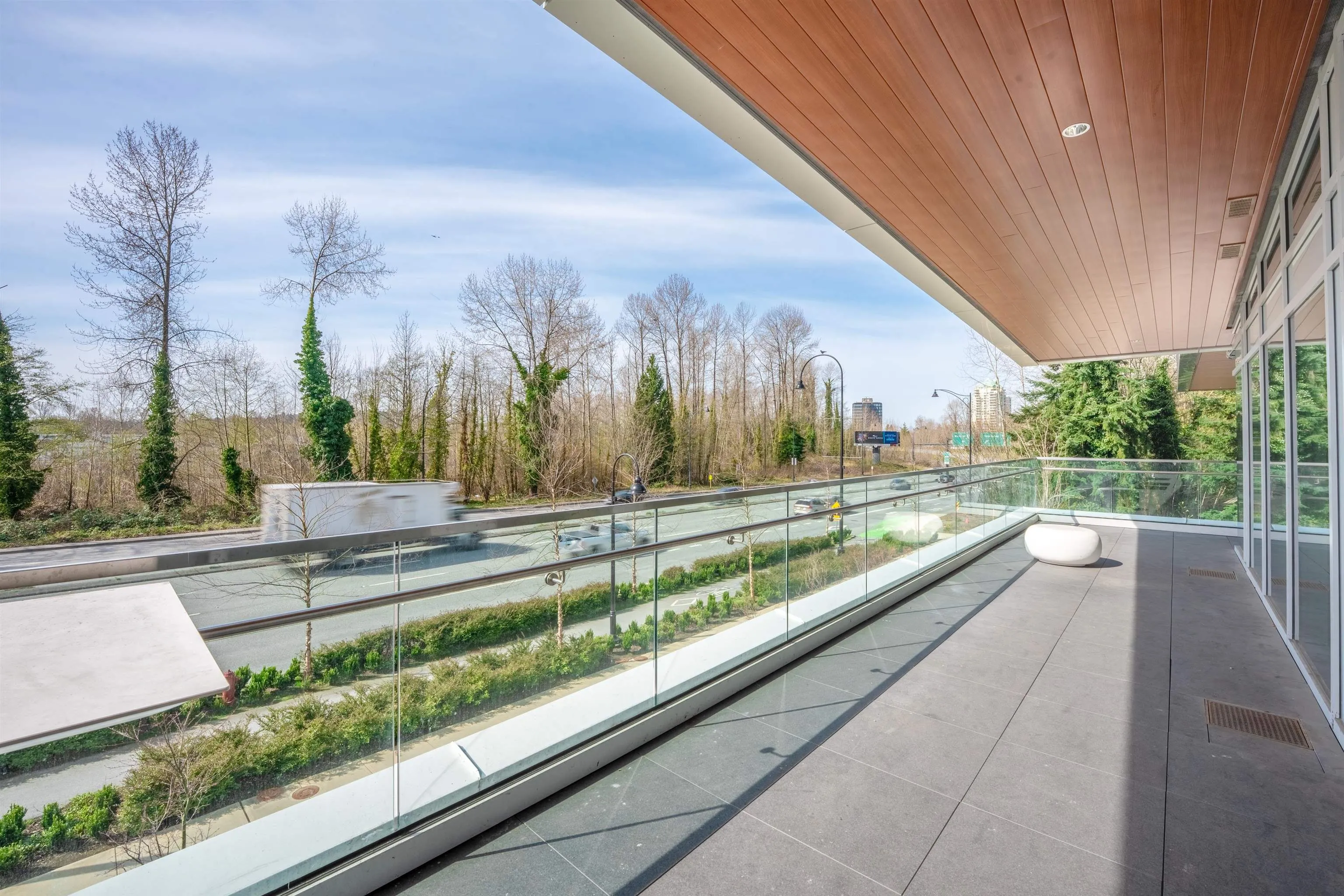 902 200 Klahanie Court