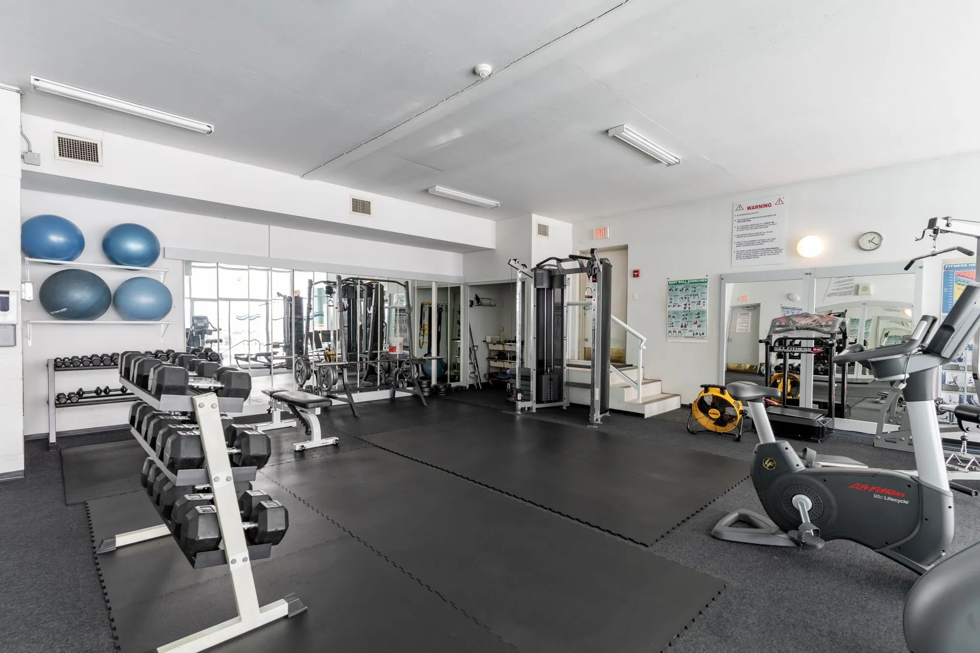 905 1065 Quayside Drive