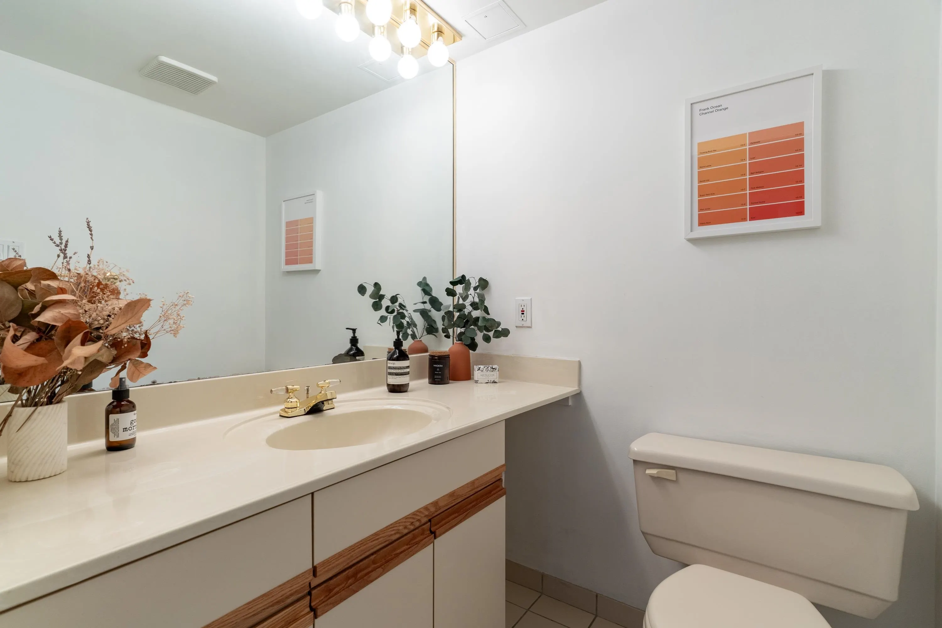 905 1065 Quayside Drive