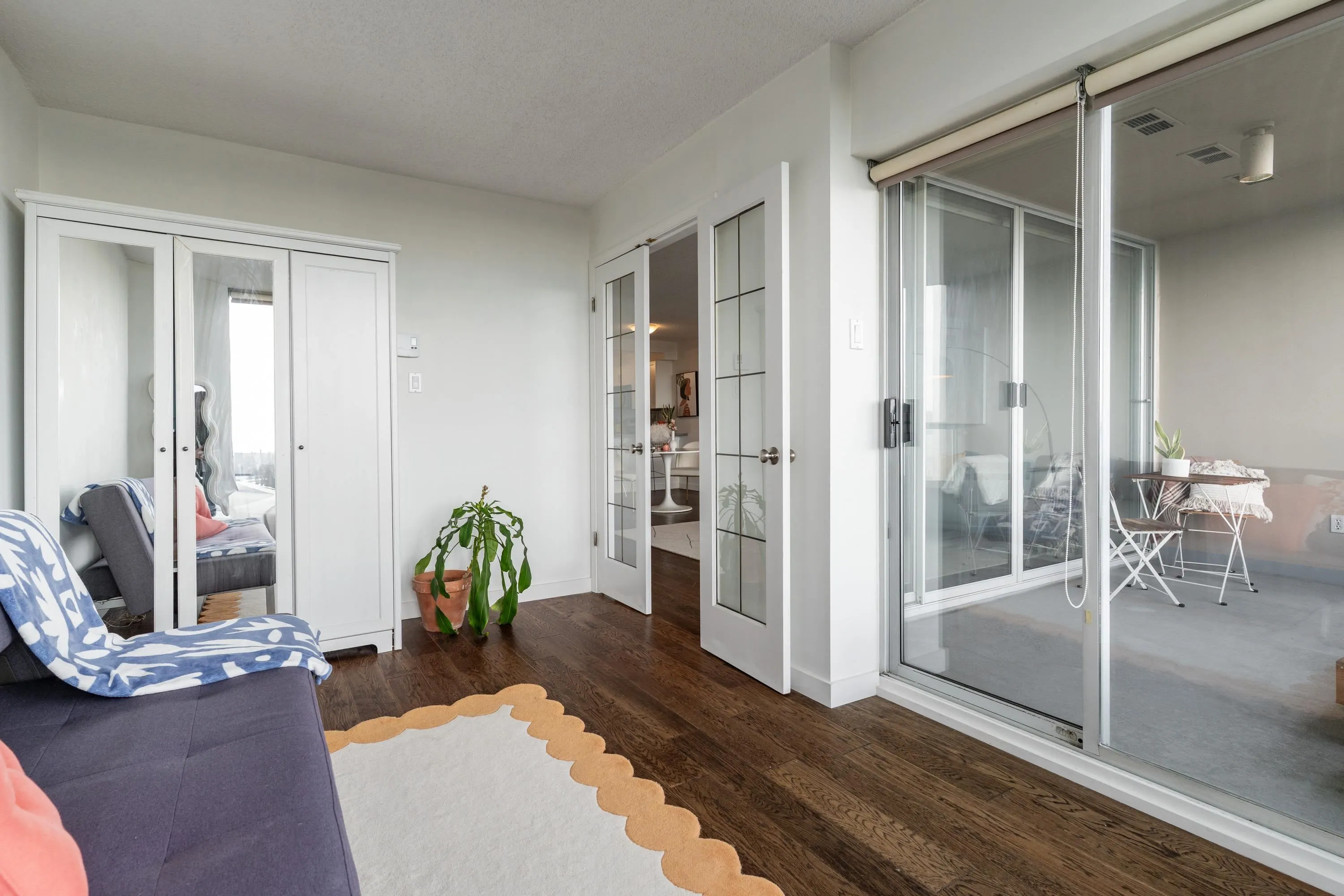 905 1065 Quayside Drive