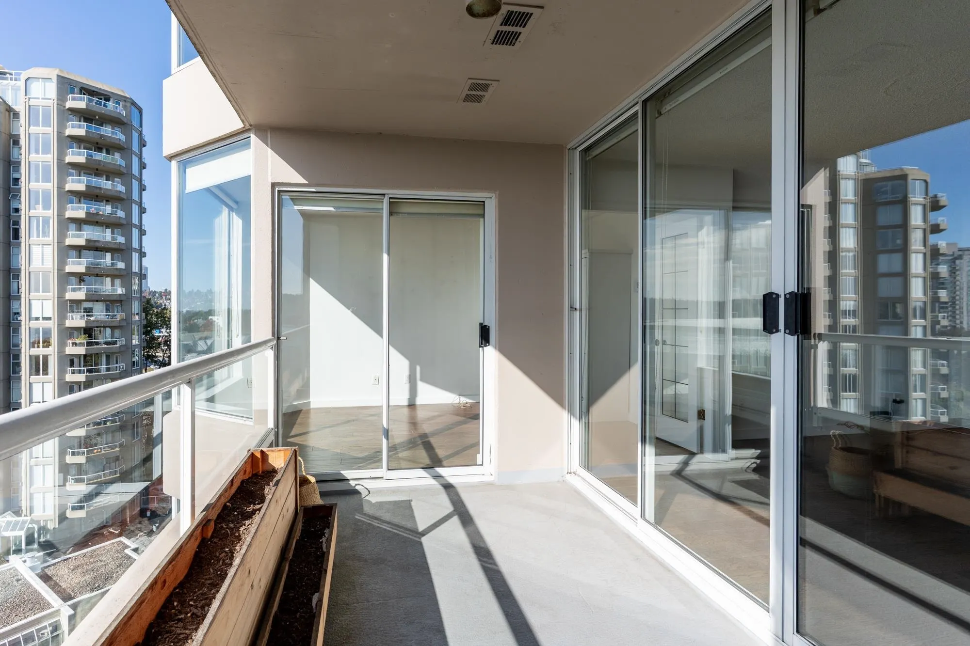 905 1065 Quayside Drive