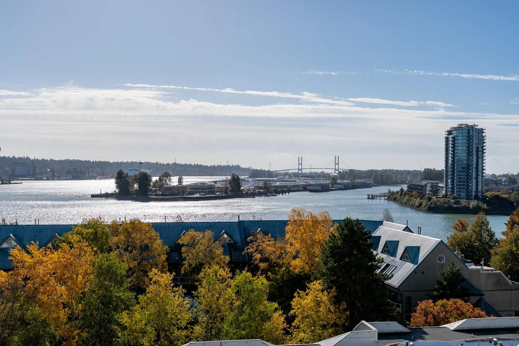 905 1065 Quayside Drive