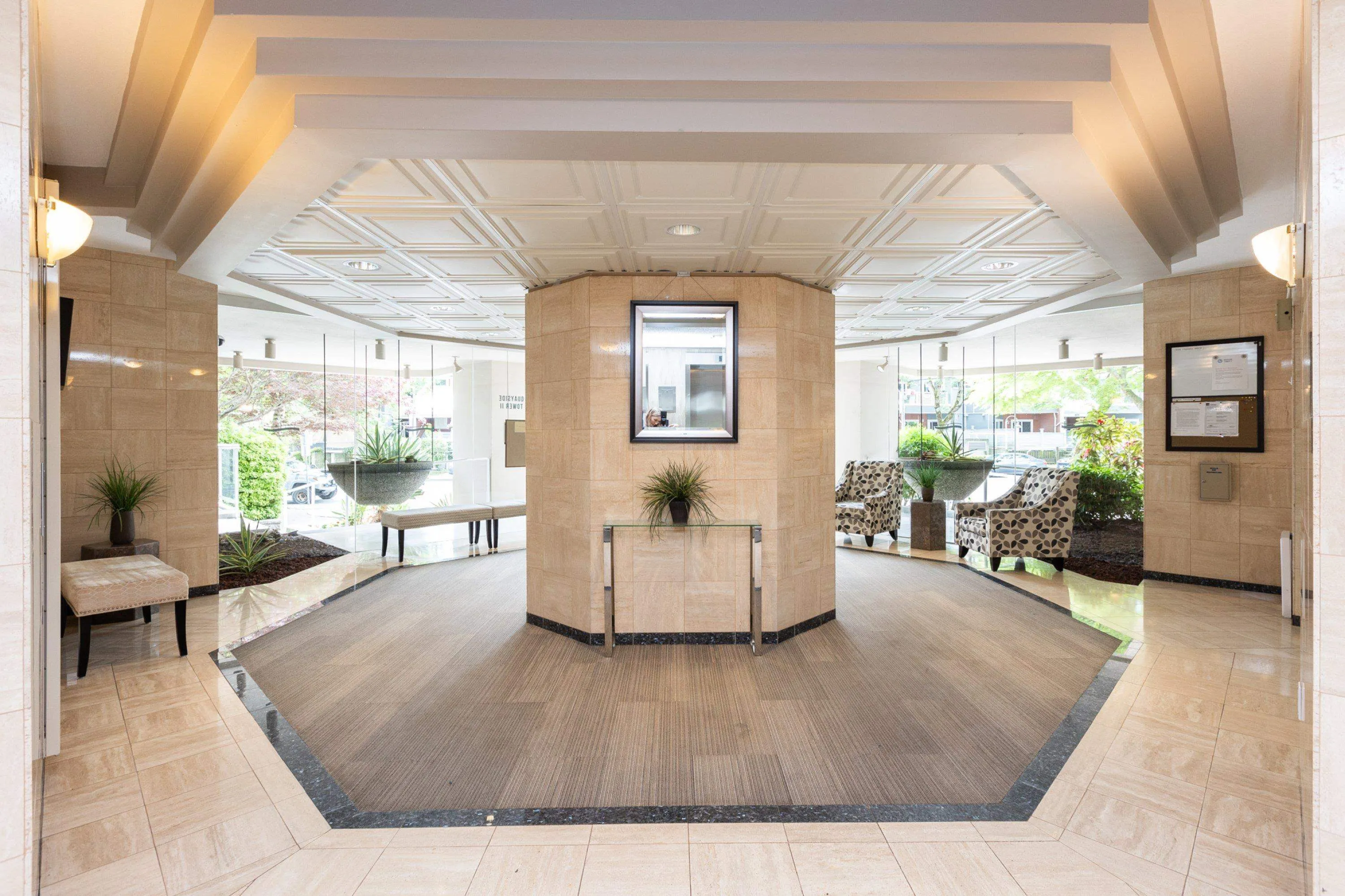 905 1065 Quayside Drive