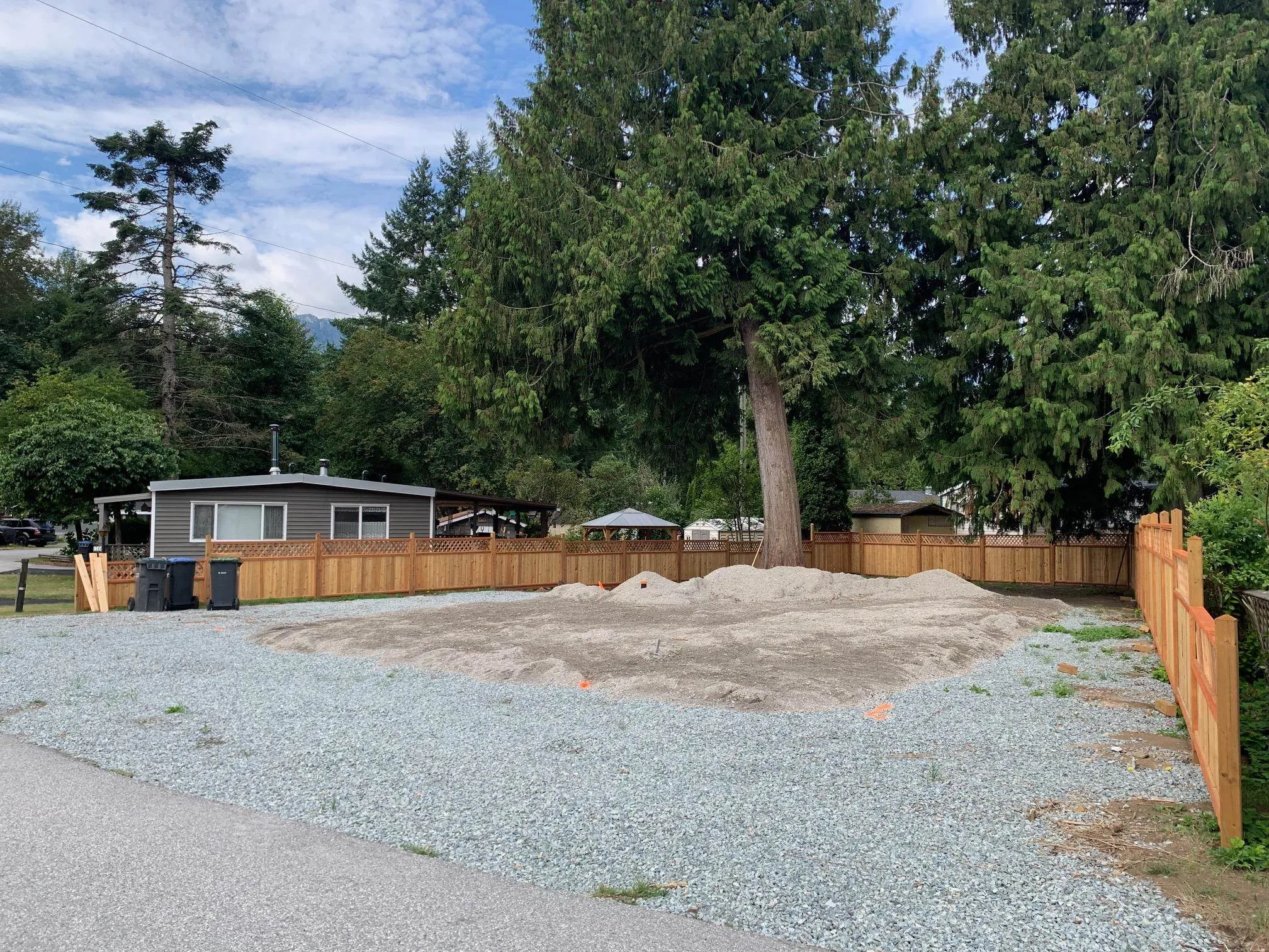 114 1830 Mamquam Road