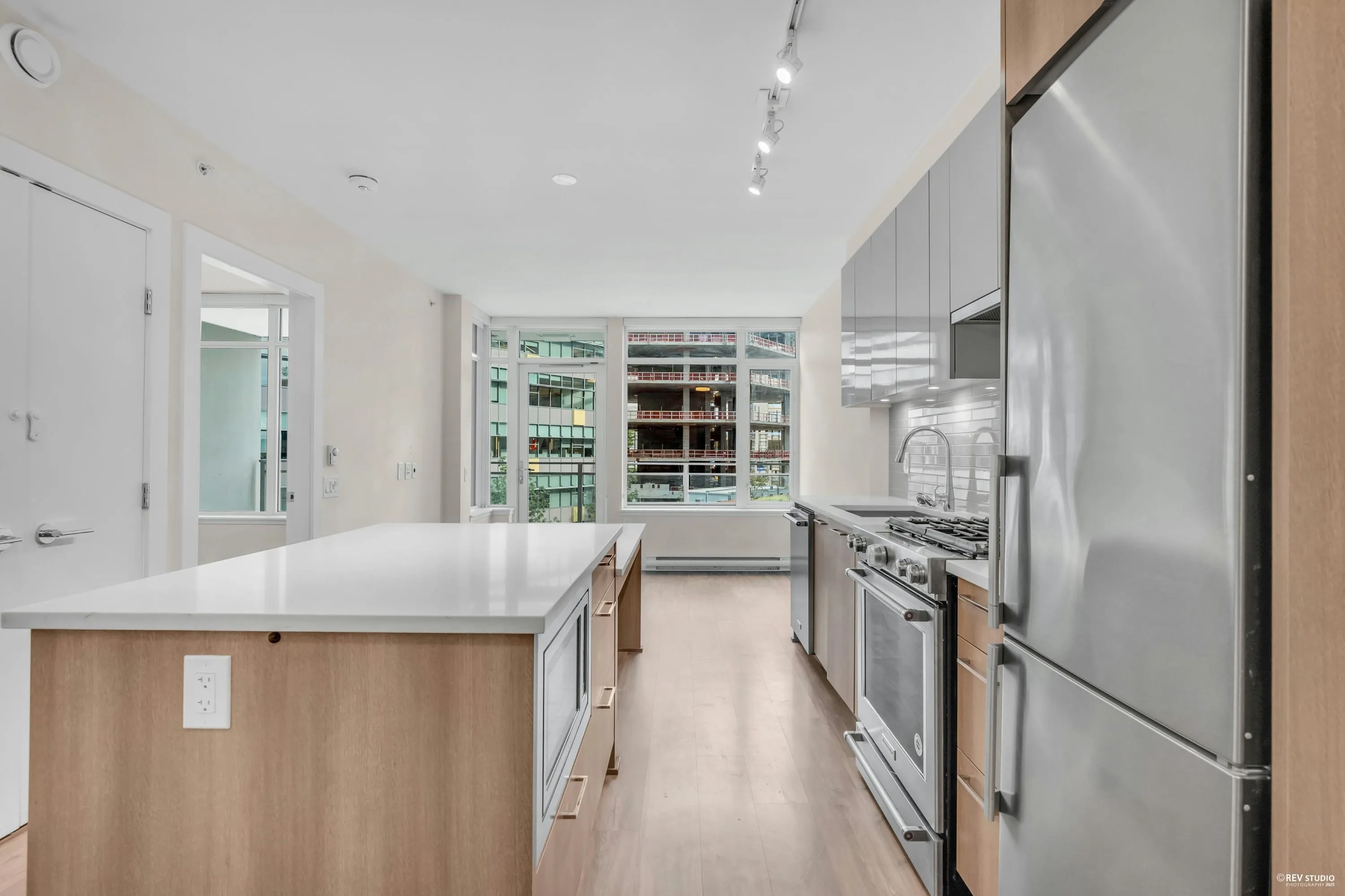 406 258 Nelson's Court