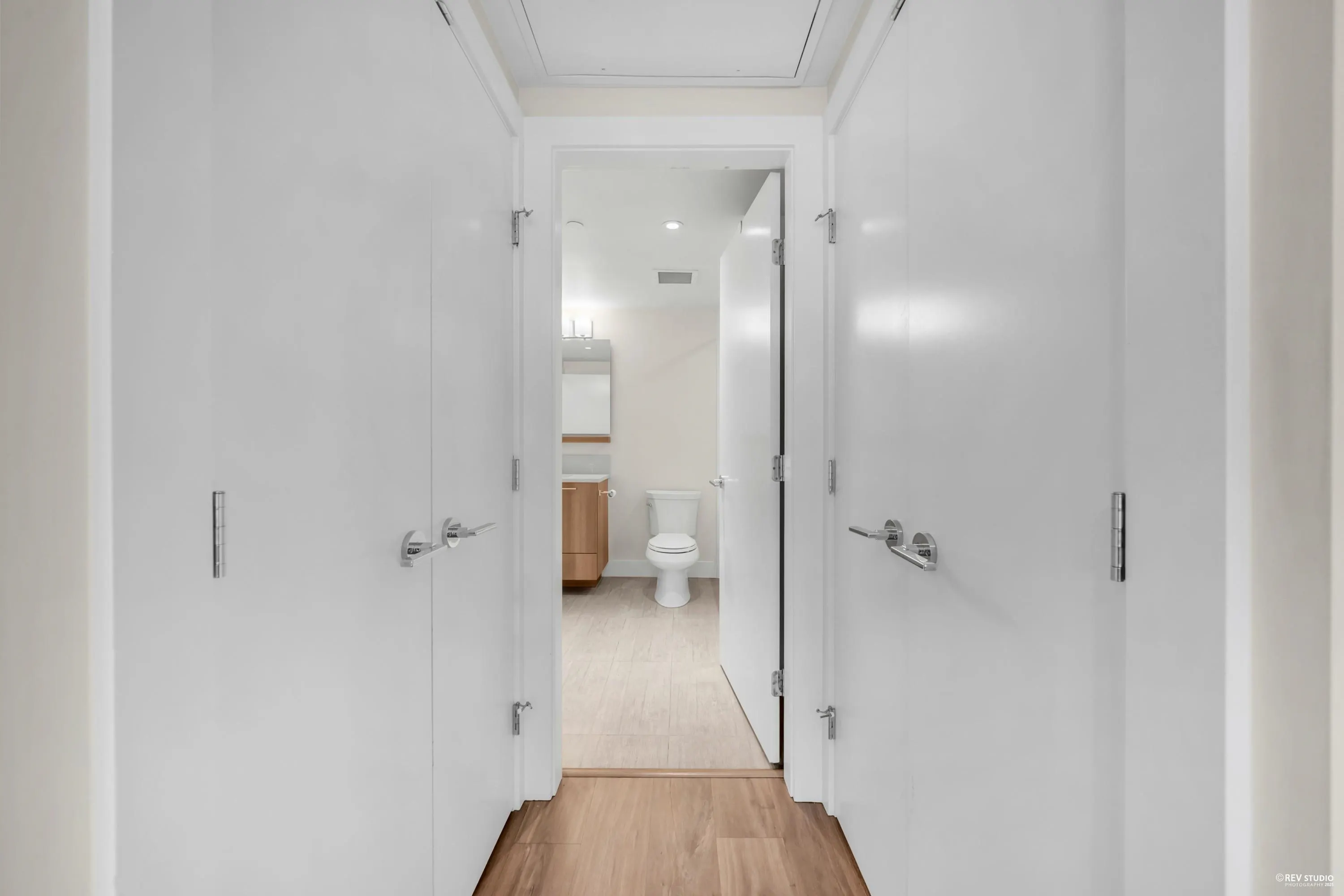 406 258 Nelson's Court