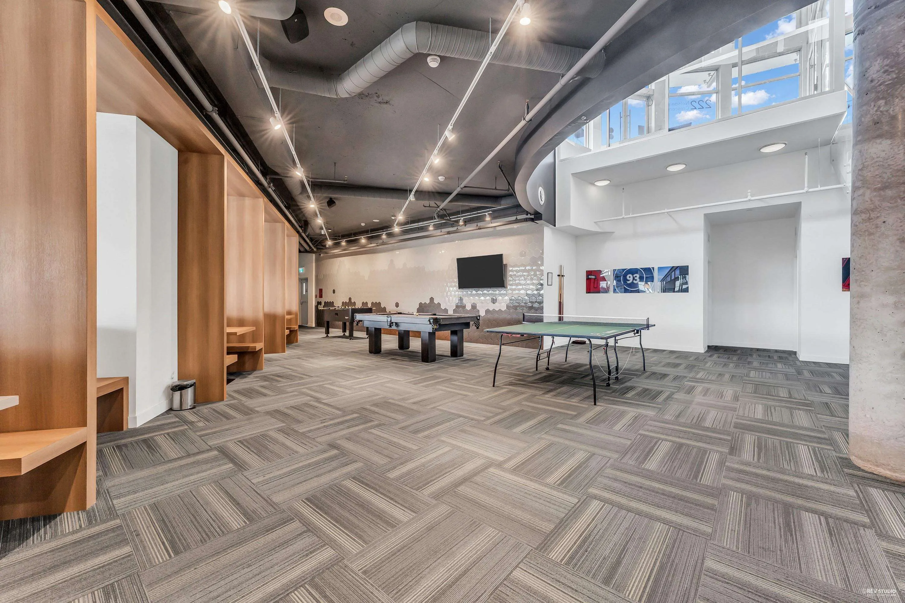 406 258 Nelson's Court