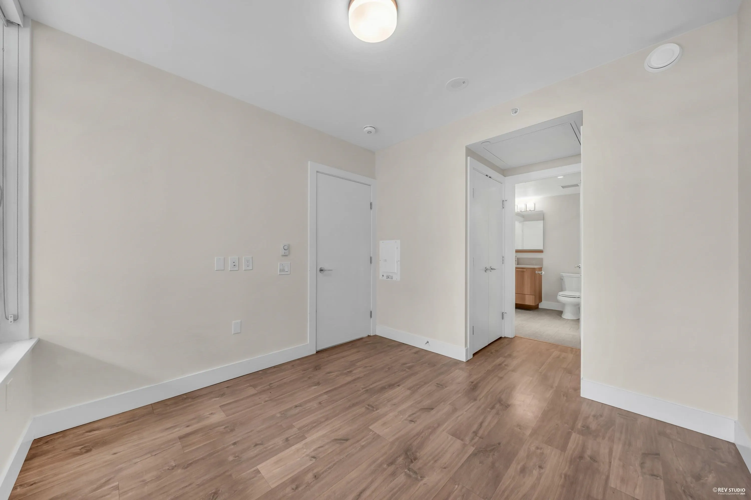 406 258 Nelson's Court