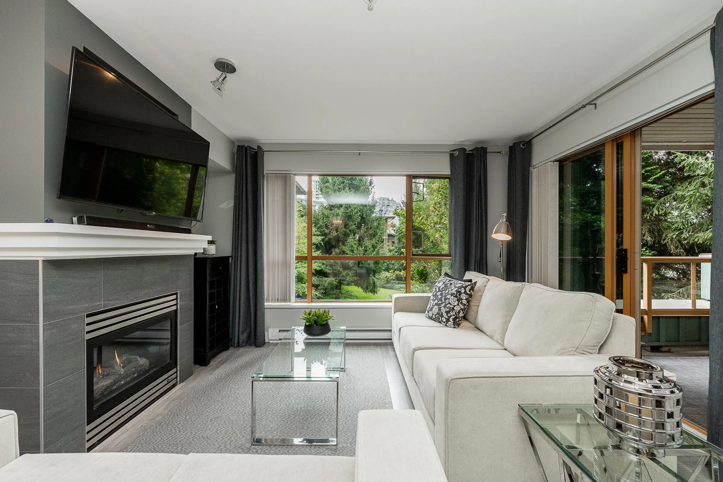 204 285 Newport Drive