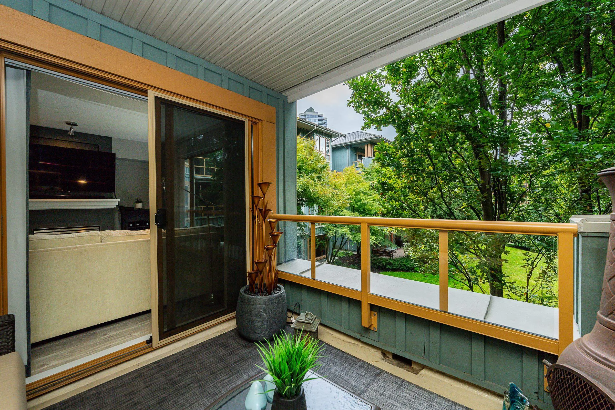 204 285 Newport Drive