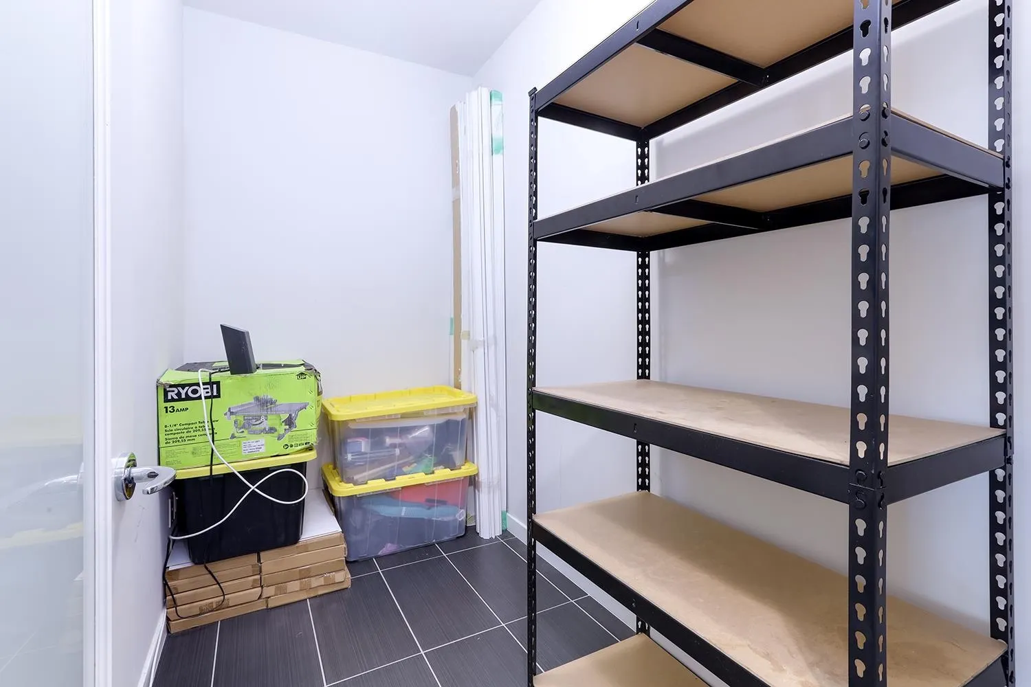 307 22290 North Avenue