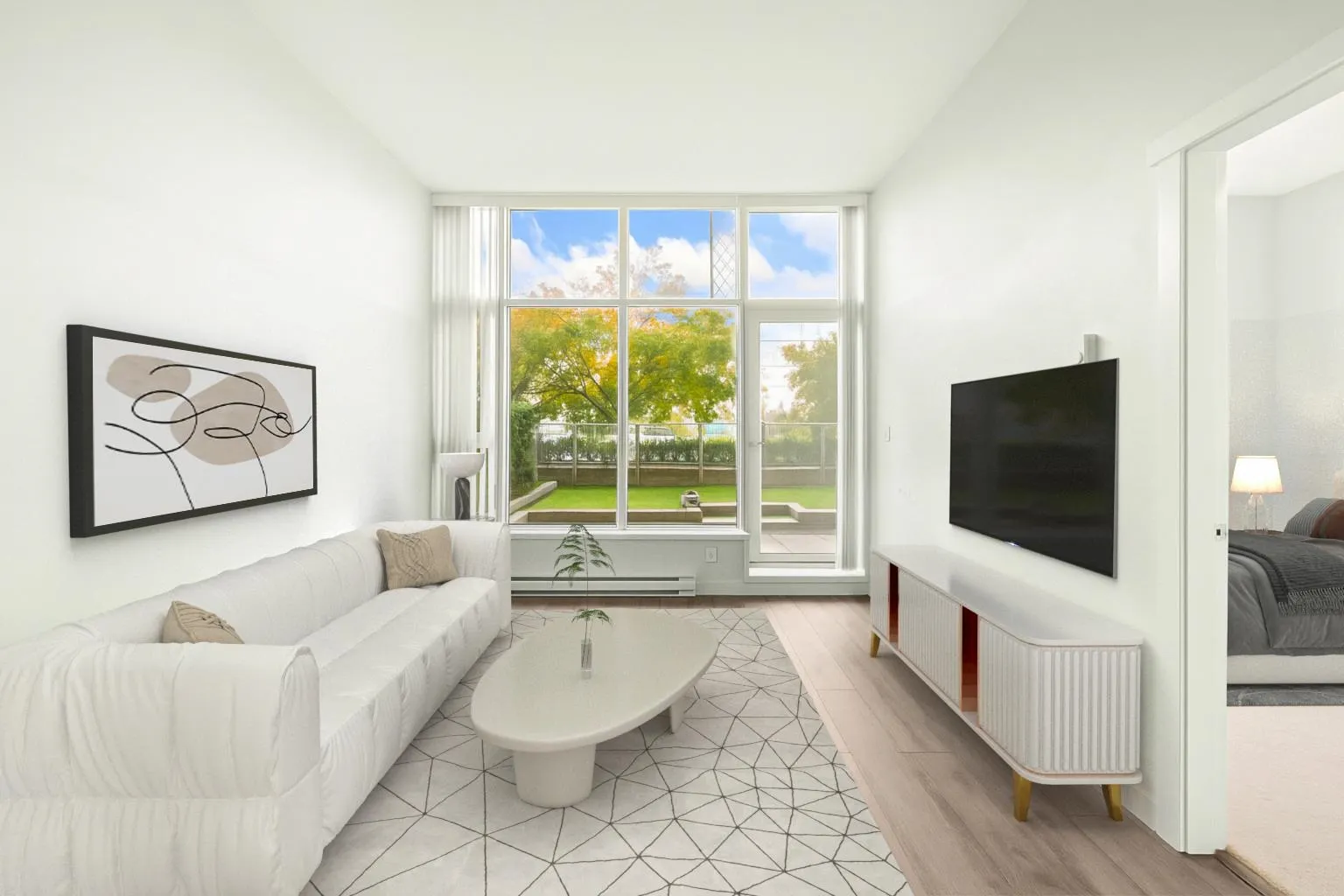 305 2388 Madison Avenue