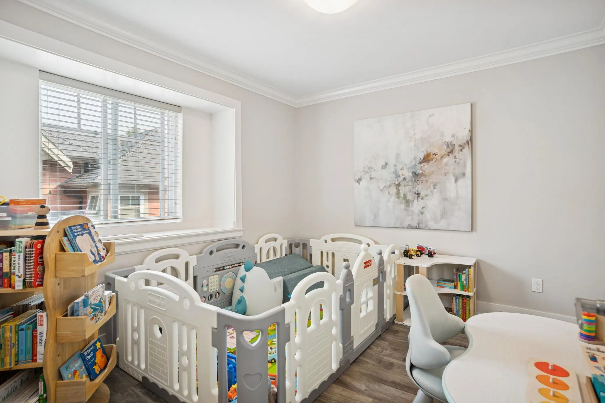 102 910 Delestre Avenue