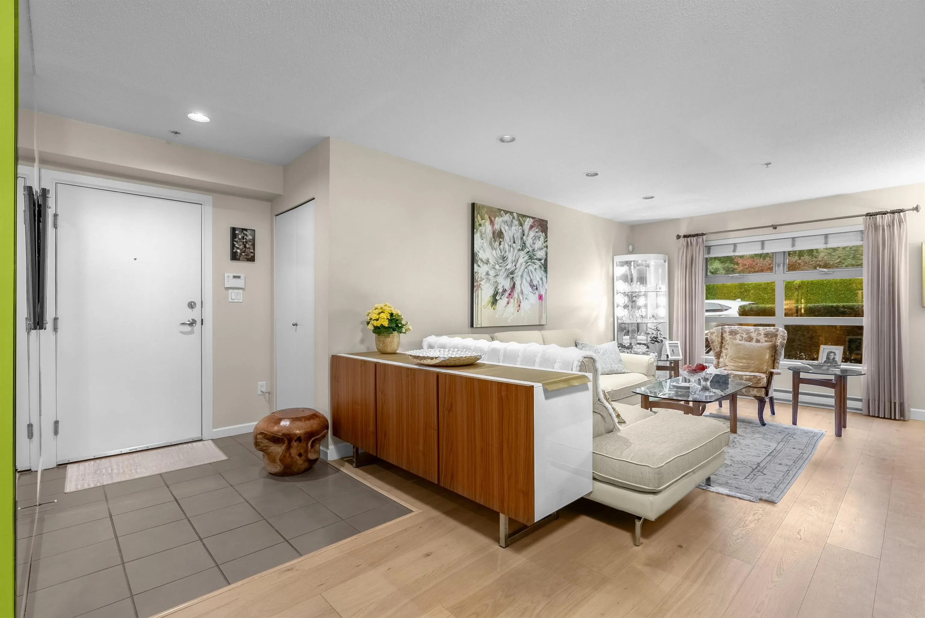 104 3750 Edgemont Boulevard