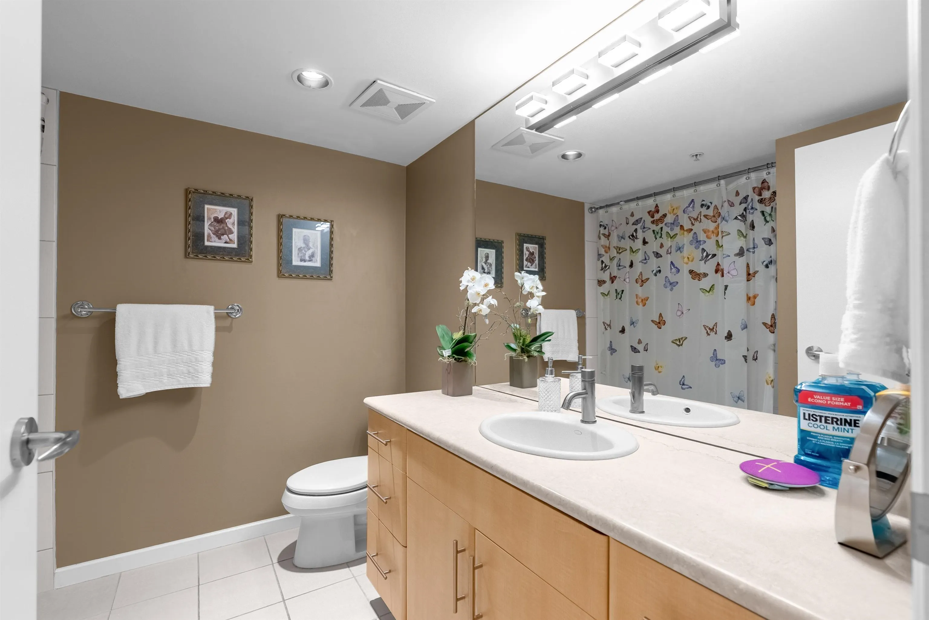 104 3750 Edgemont Boulevard