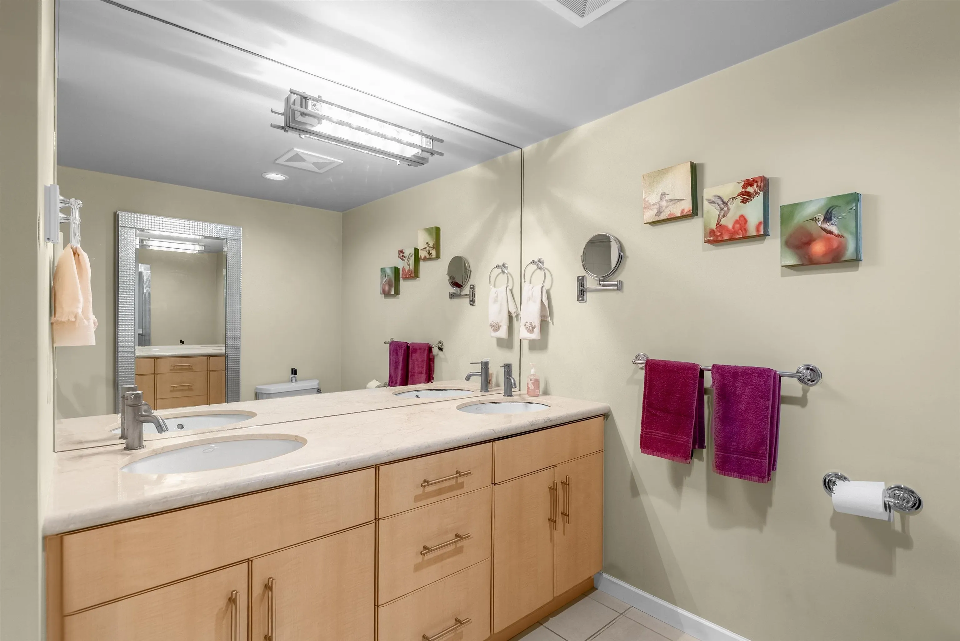 104 3750 Edgemont Boulevard