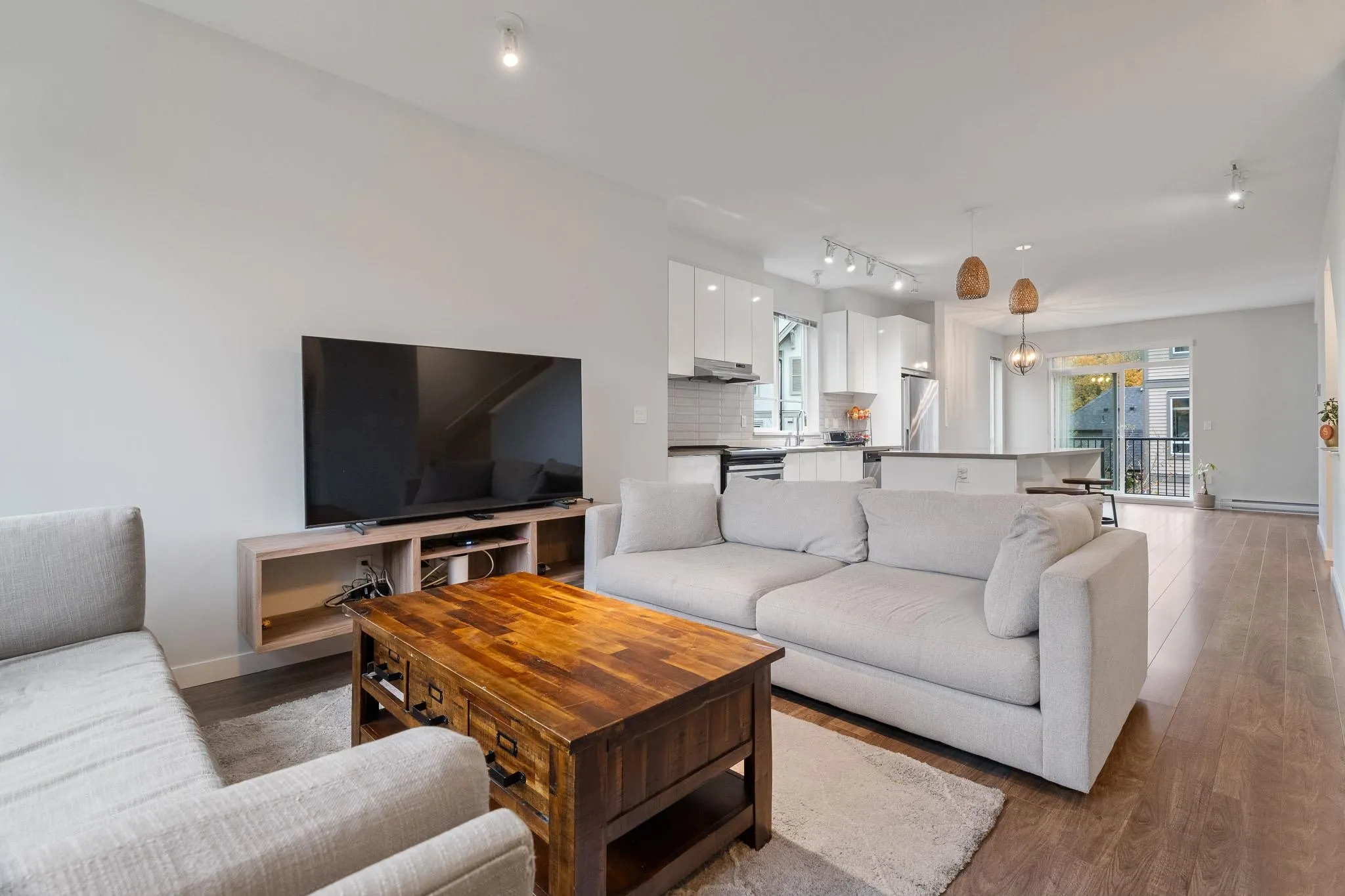 97 30930 Westridge Place