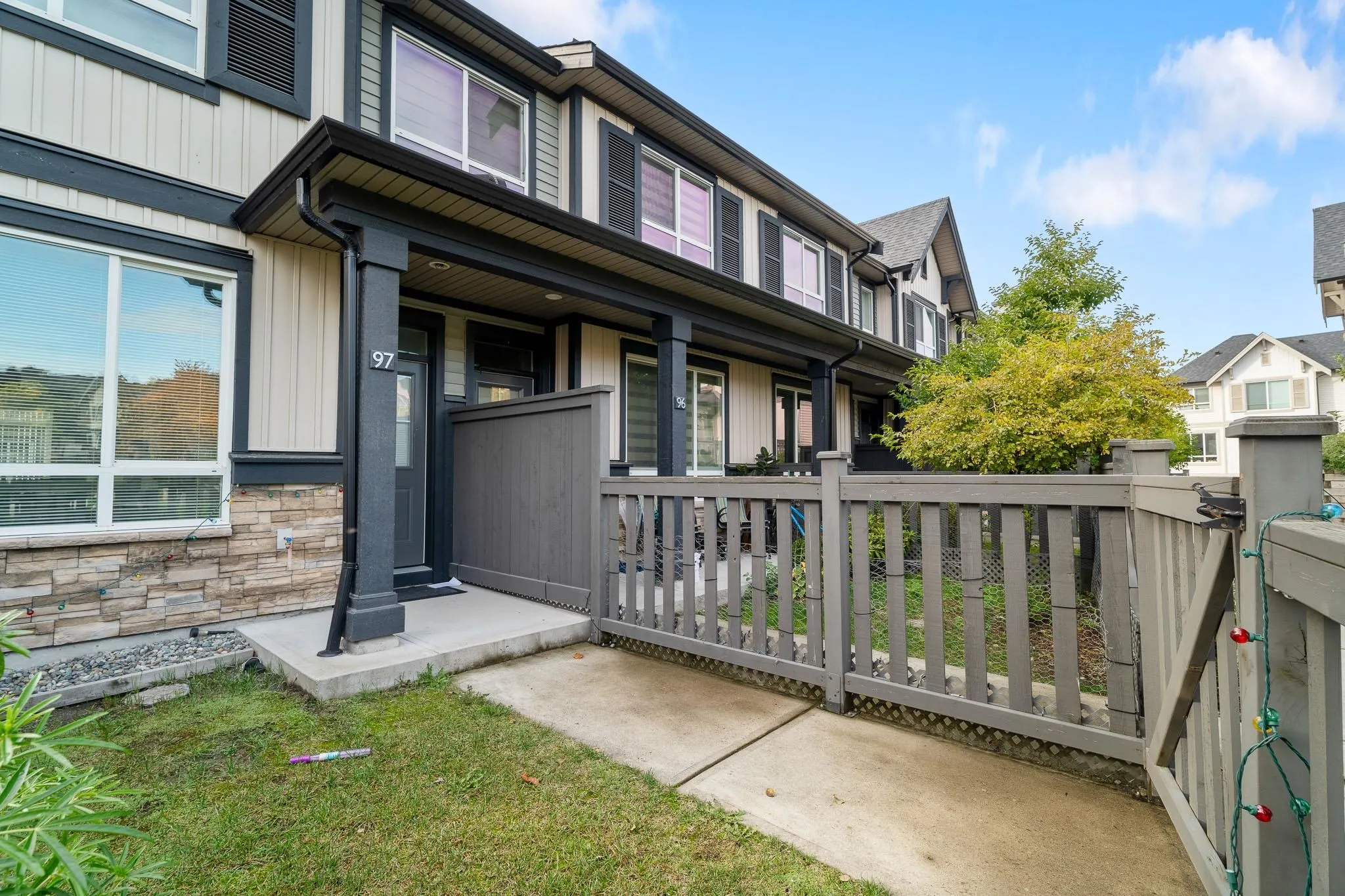 97 30930 Westridge Place