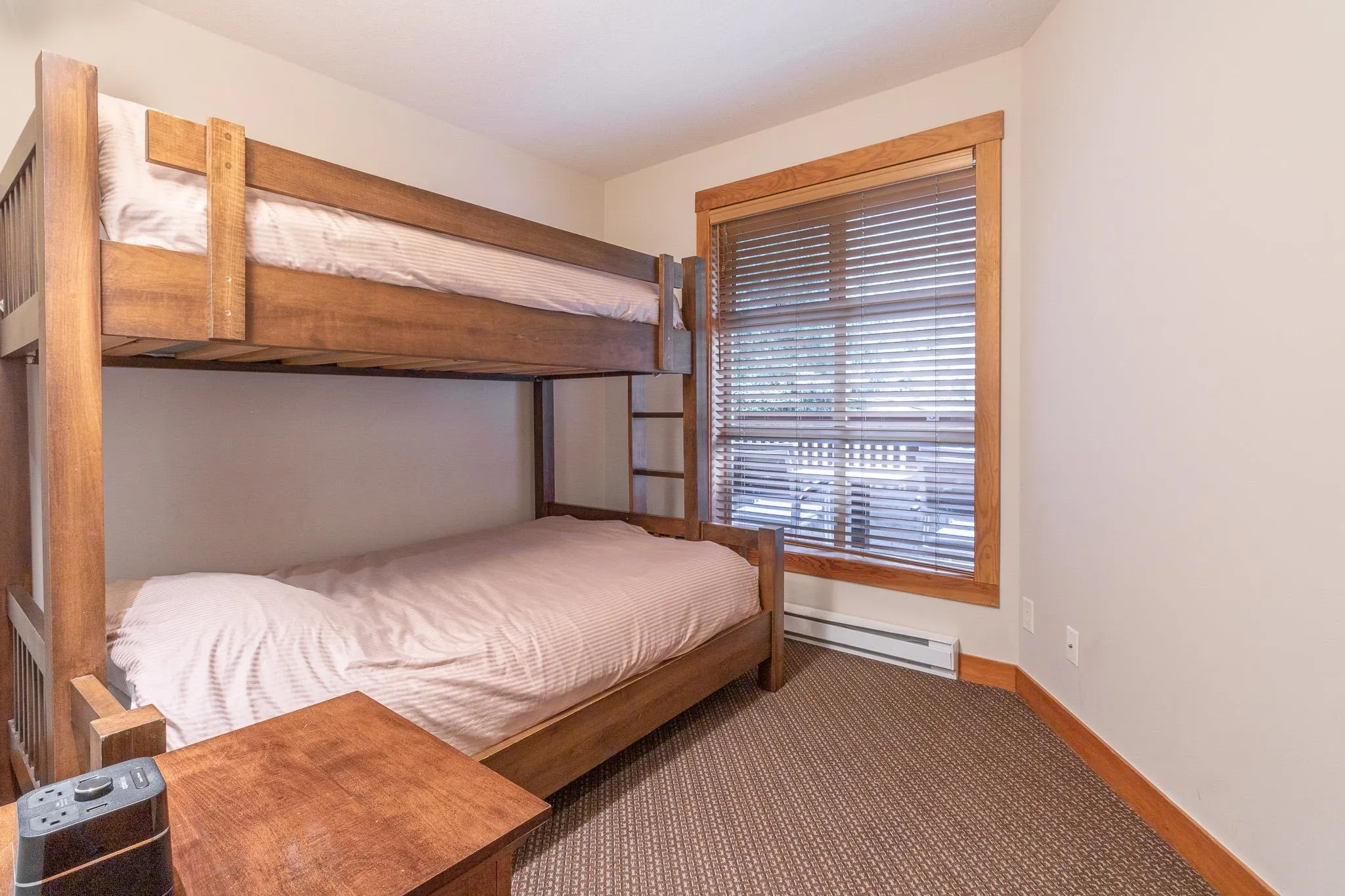 334C 2036 London Lane