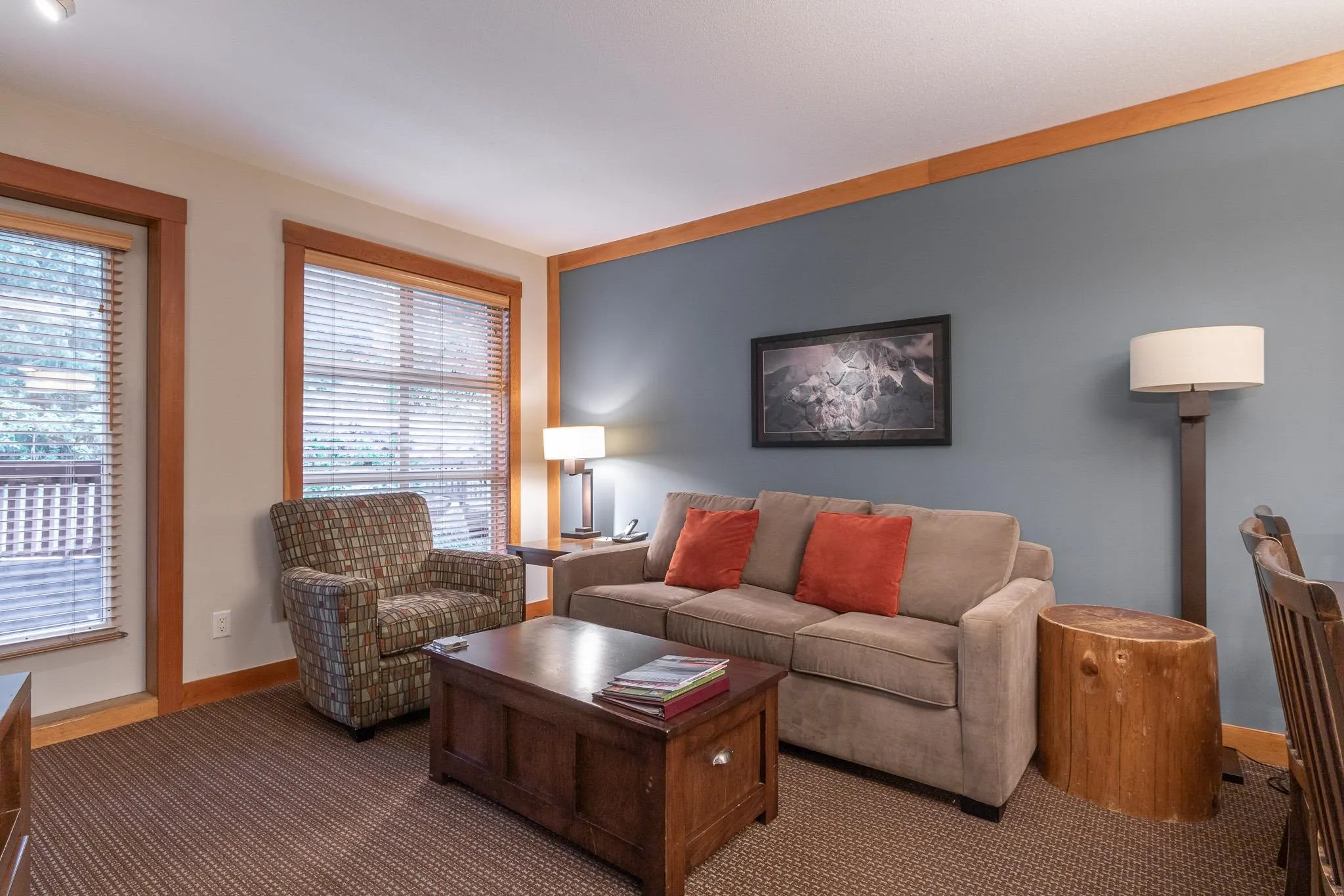 334C 2036 London Lane