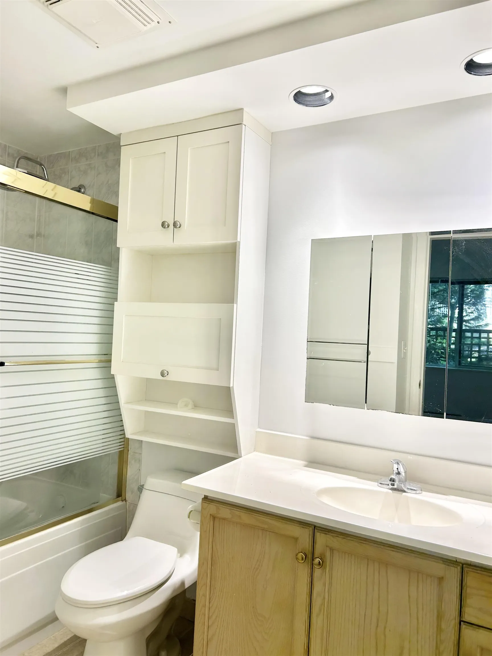 205 6742 Station Hill Court