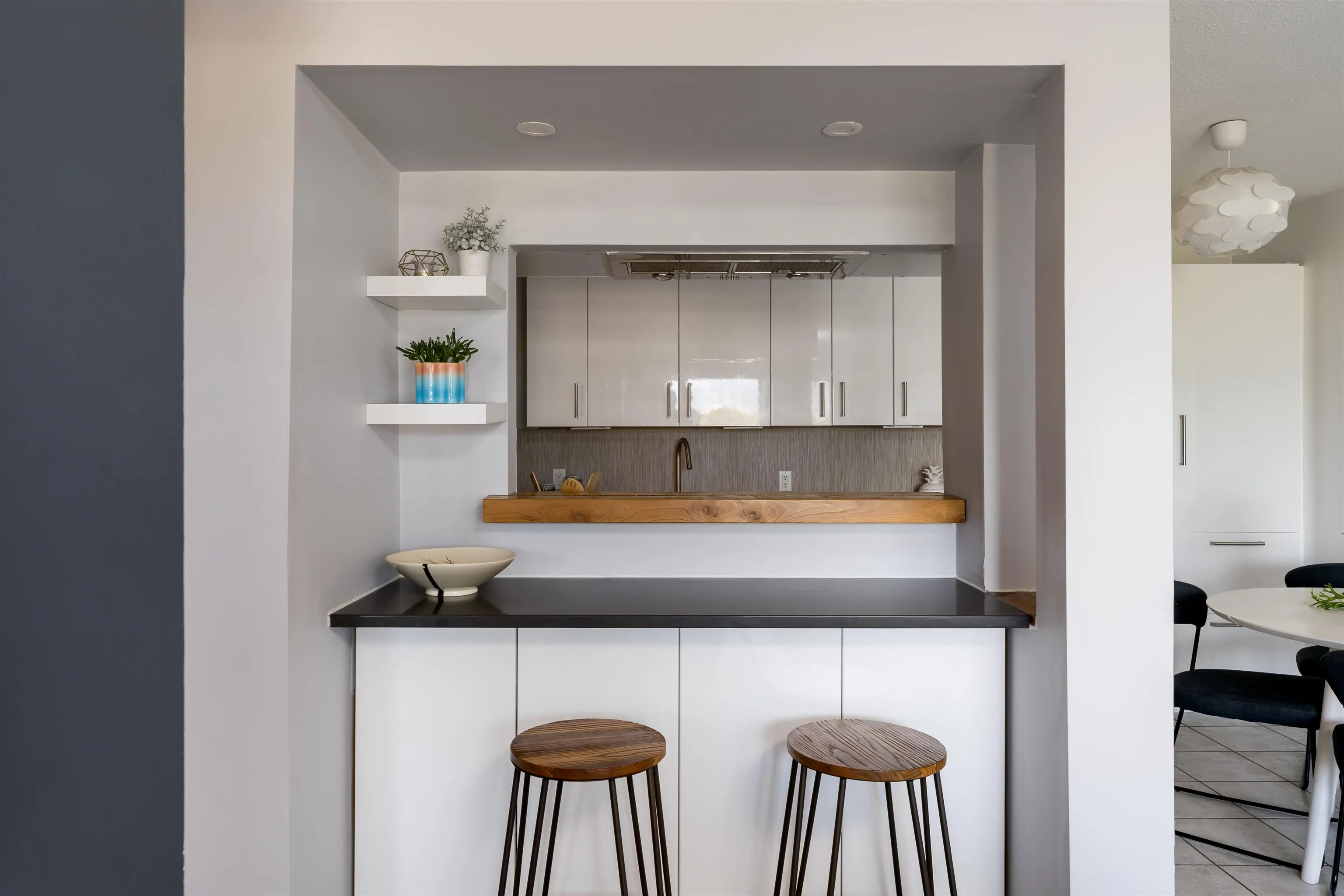 808 756 Great Northern Way