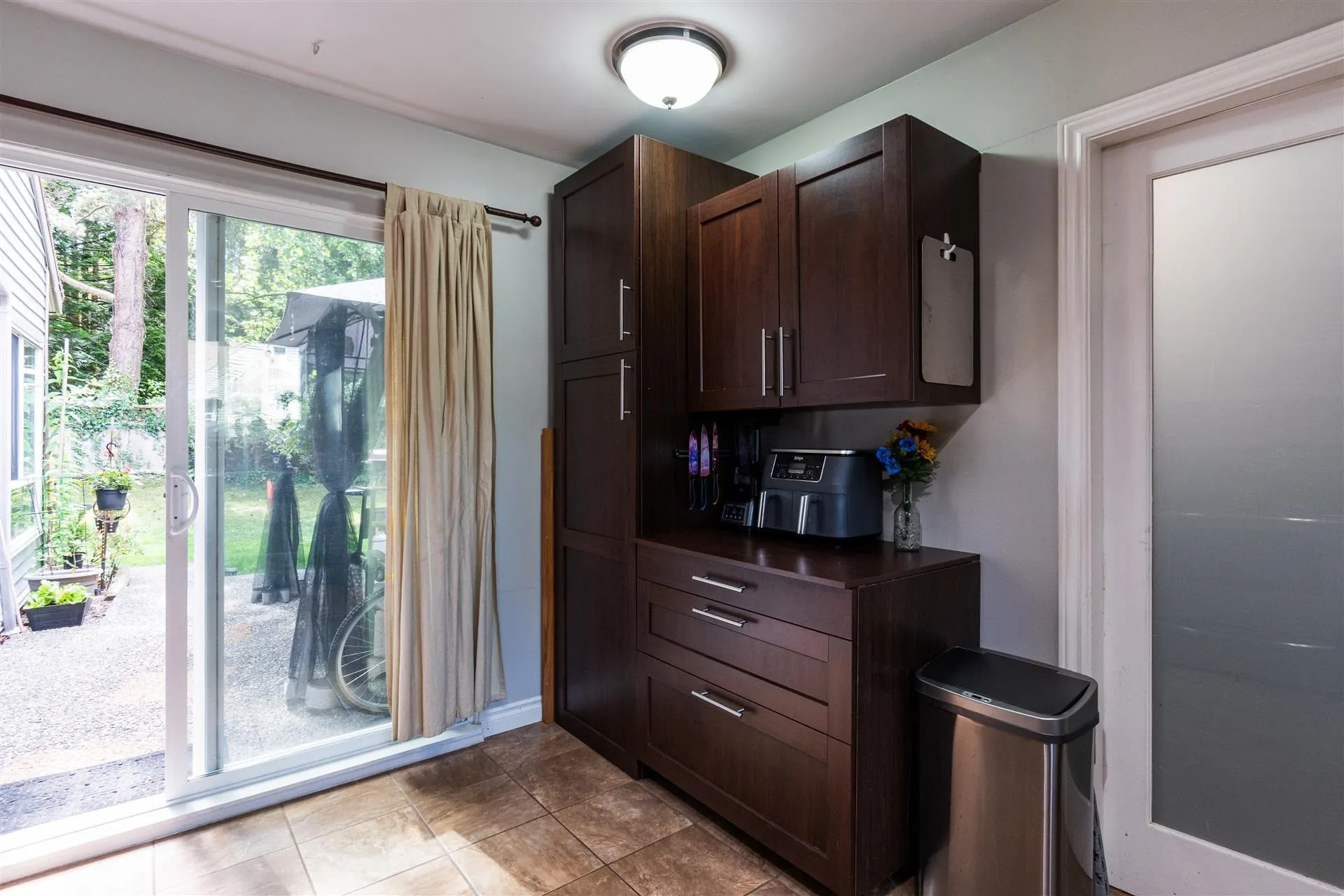 6217 E Greenside Drive